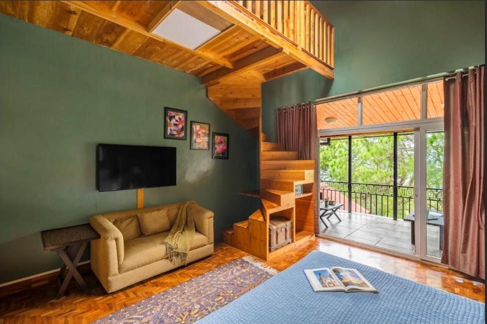 Mountain Hill Mansion