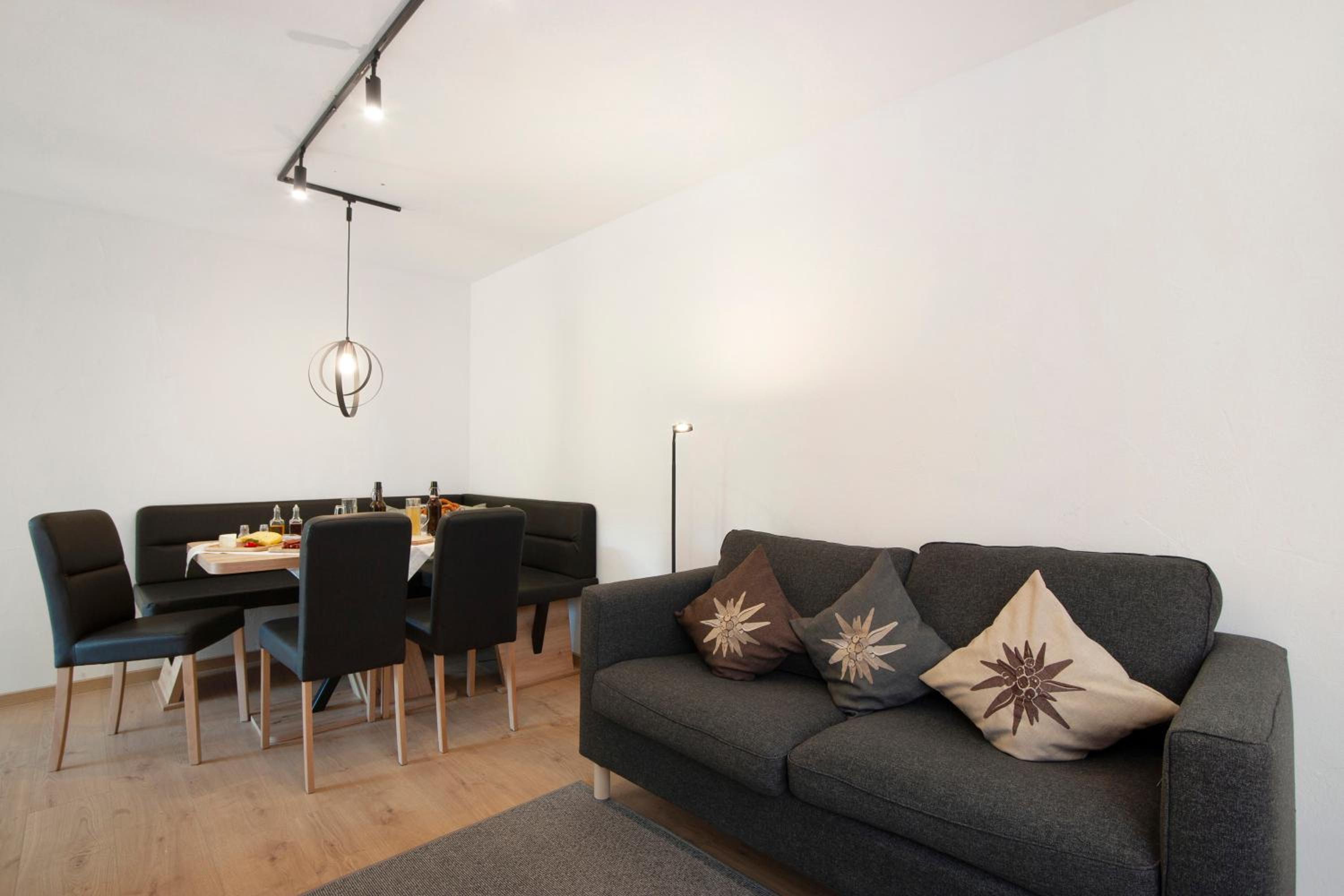 Allpano Pension und Ferienwohnungen