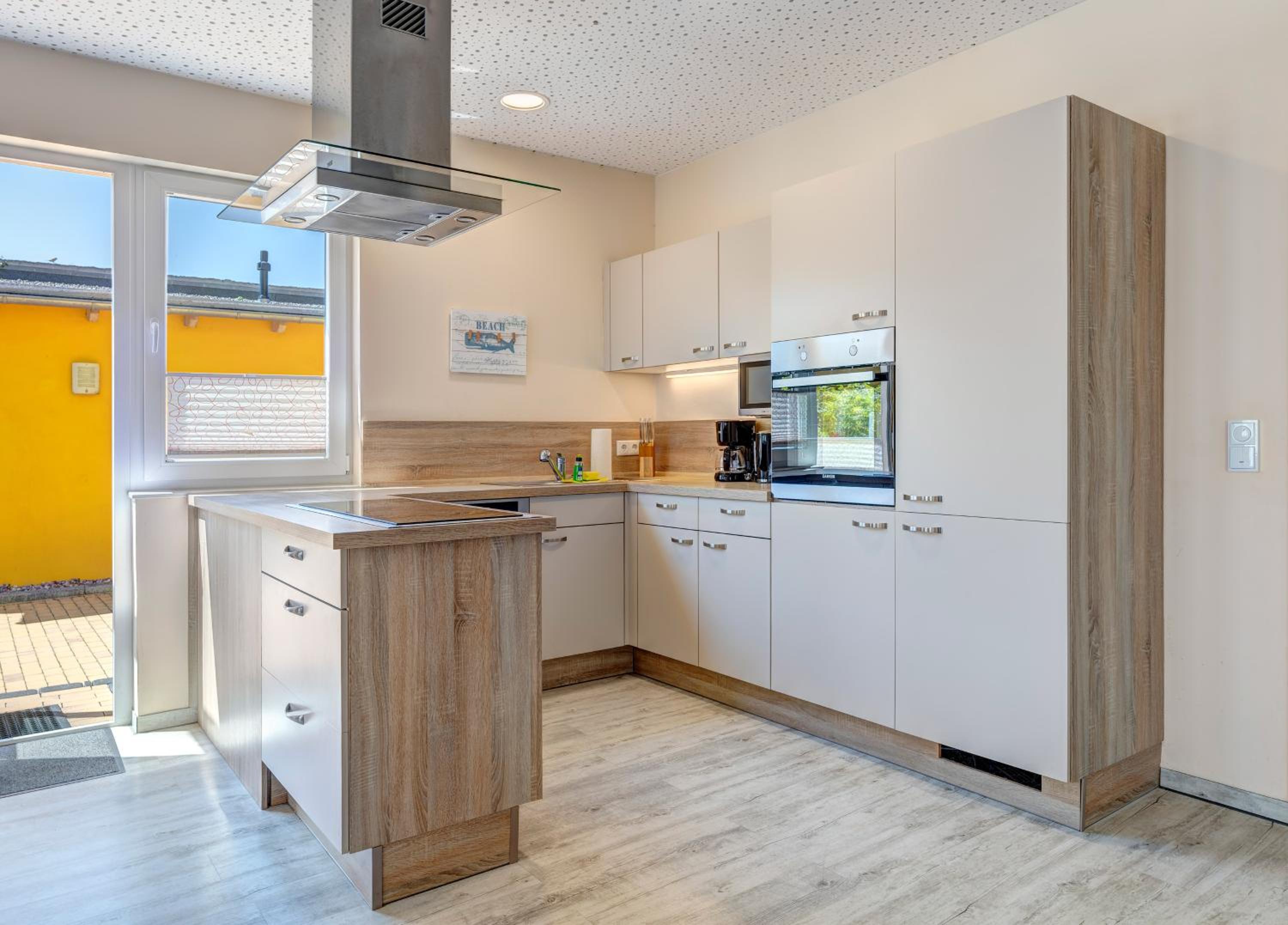 Ferienhaus Meinholdstraße 46 2 mit 5 Schlafzimmern, Privater Sauna, Kamin, ca 500m vom Strand