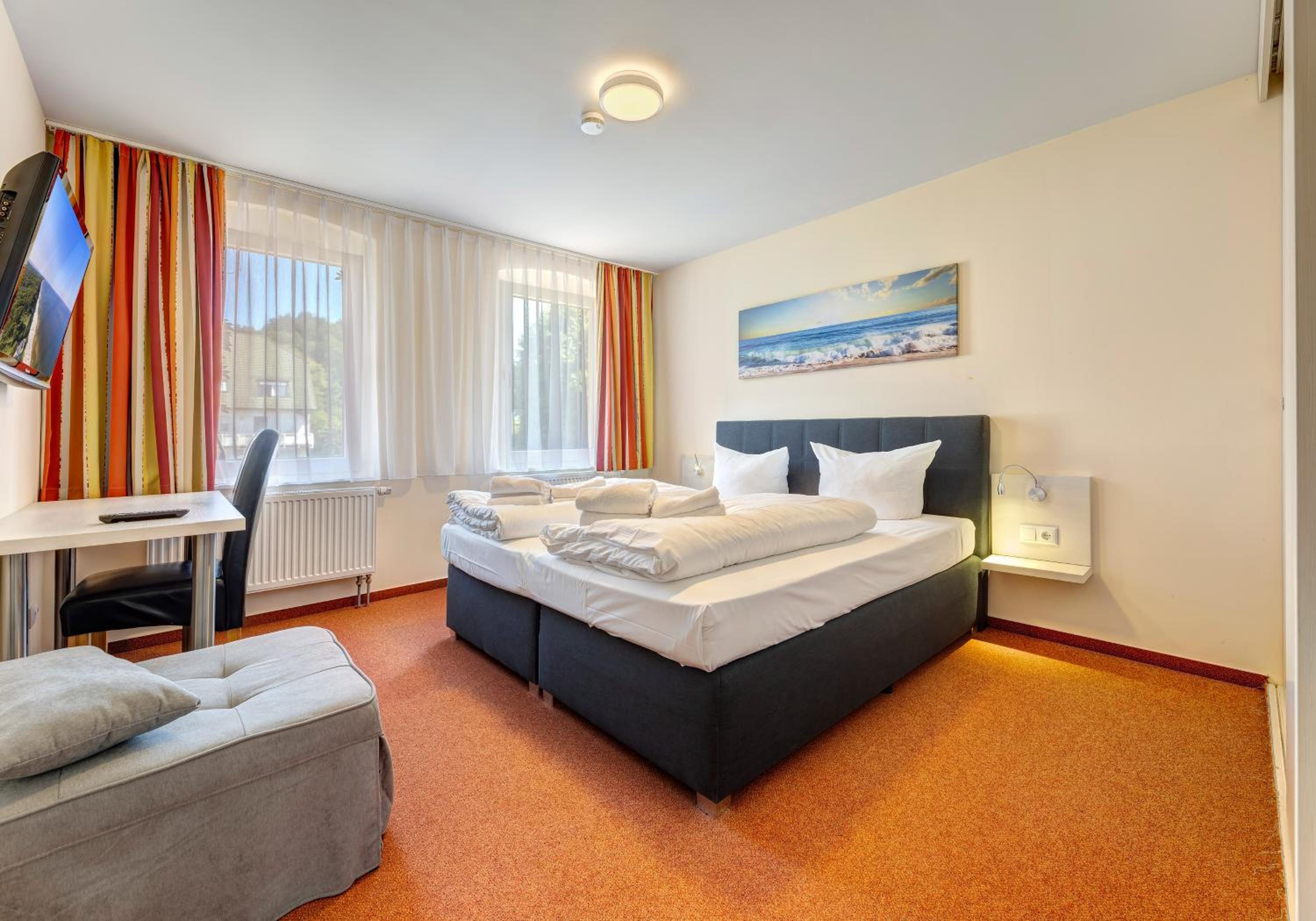 Ferienhaus Meinholdstraße 46 2 mit 5 Schlafzimmern, Privater Sauna, Kamin, ca 500m vom Strand