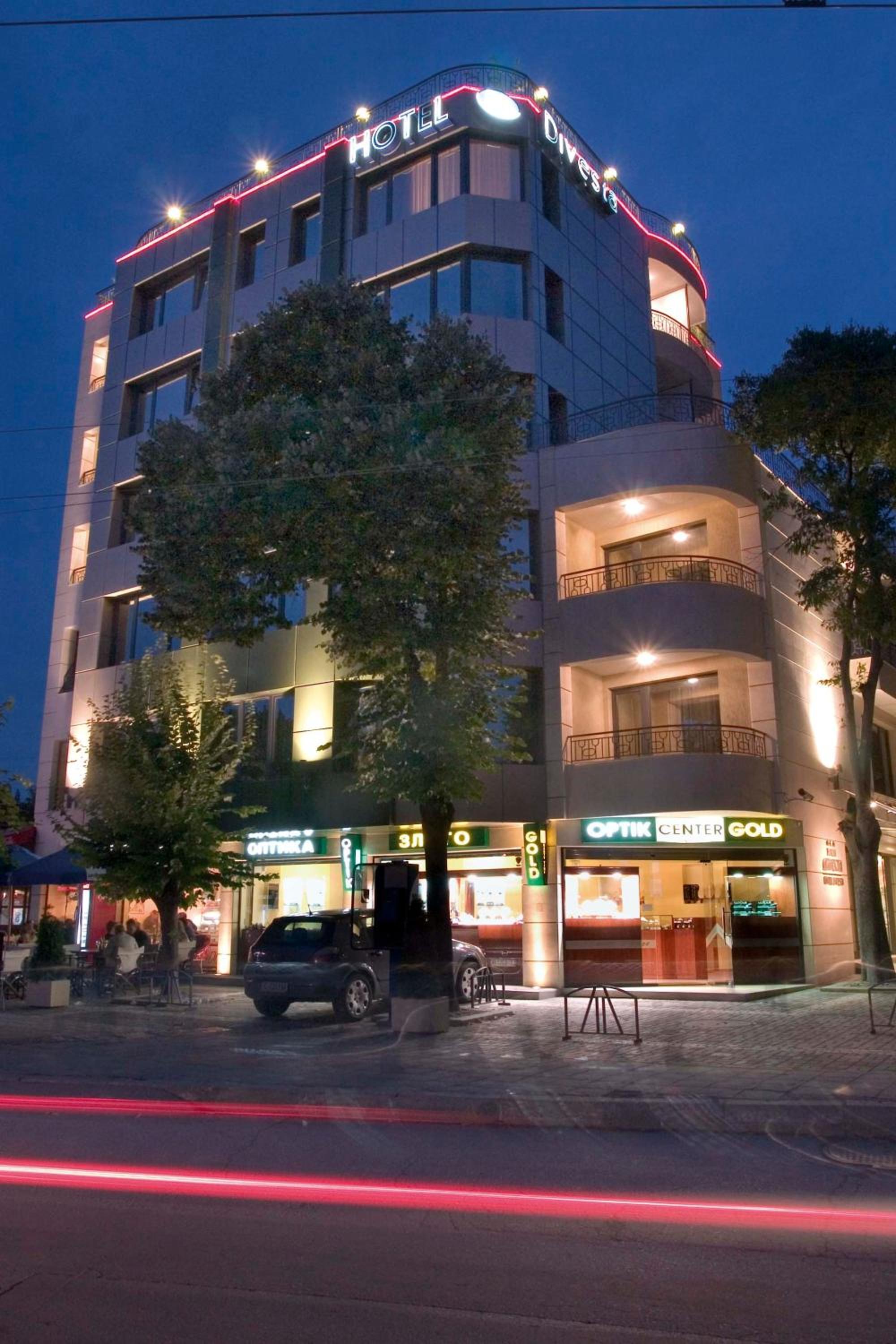 Hotel Divesta - self check in - Image 1