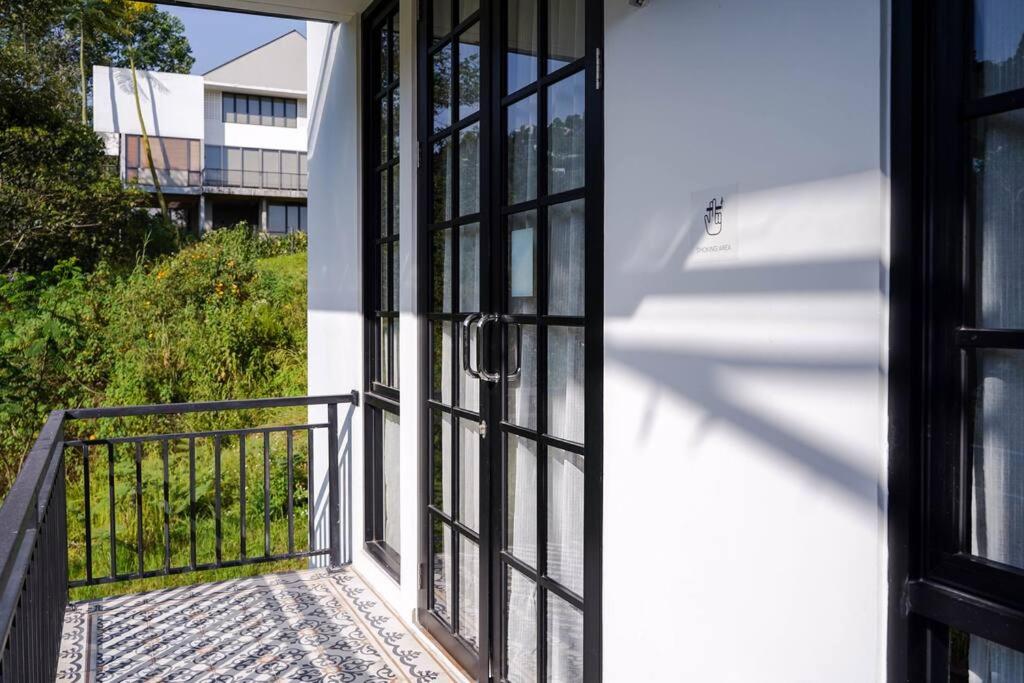 Aiko Villa Bandung view 3