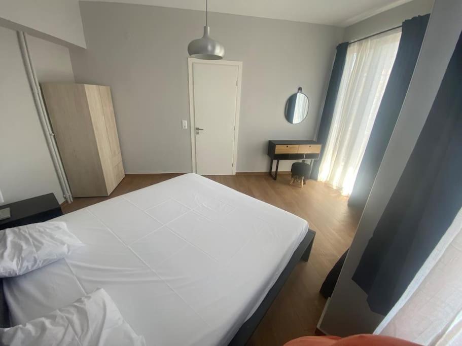 Ydrea Piraeus port apartment view 5
