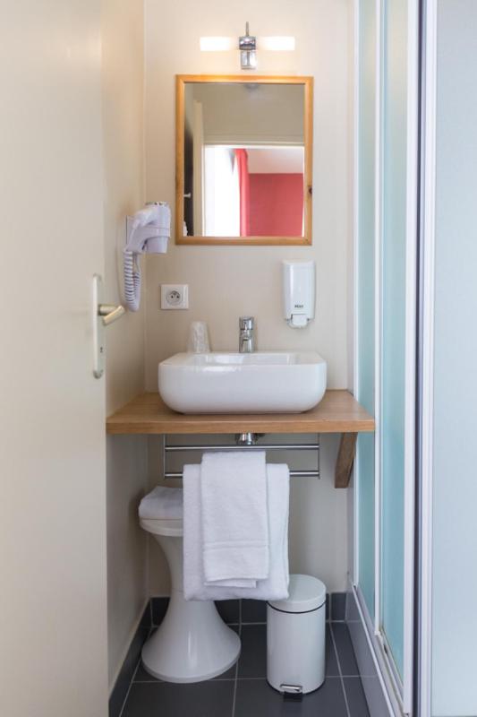 Brit Hotel Terminus - Property Image 5