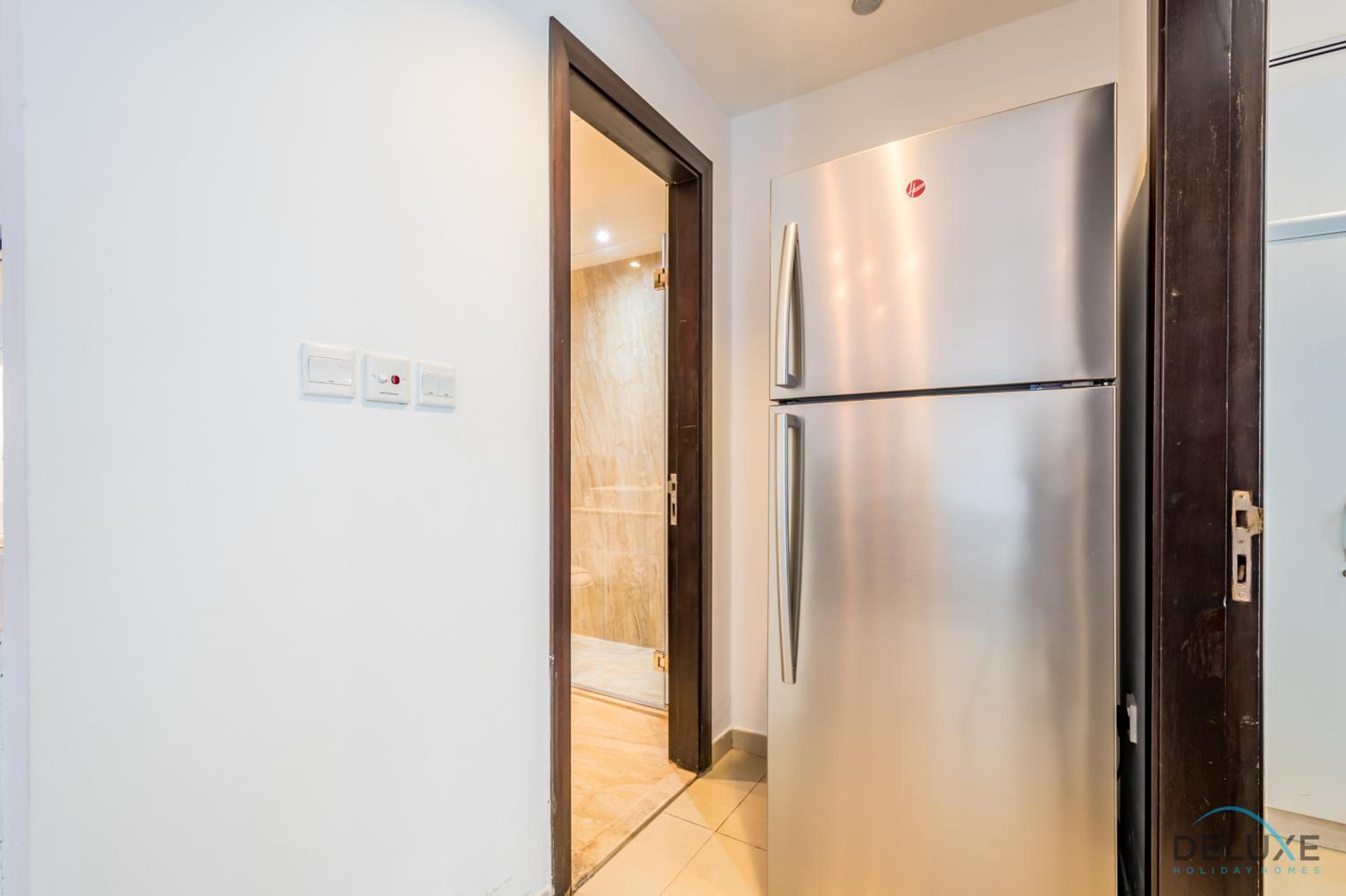 Captivating 1BR at DEC Towers Dubai Marina by Deluxe Holiday Homes — Dubai photo 4