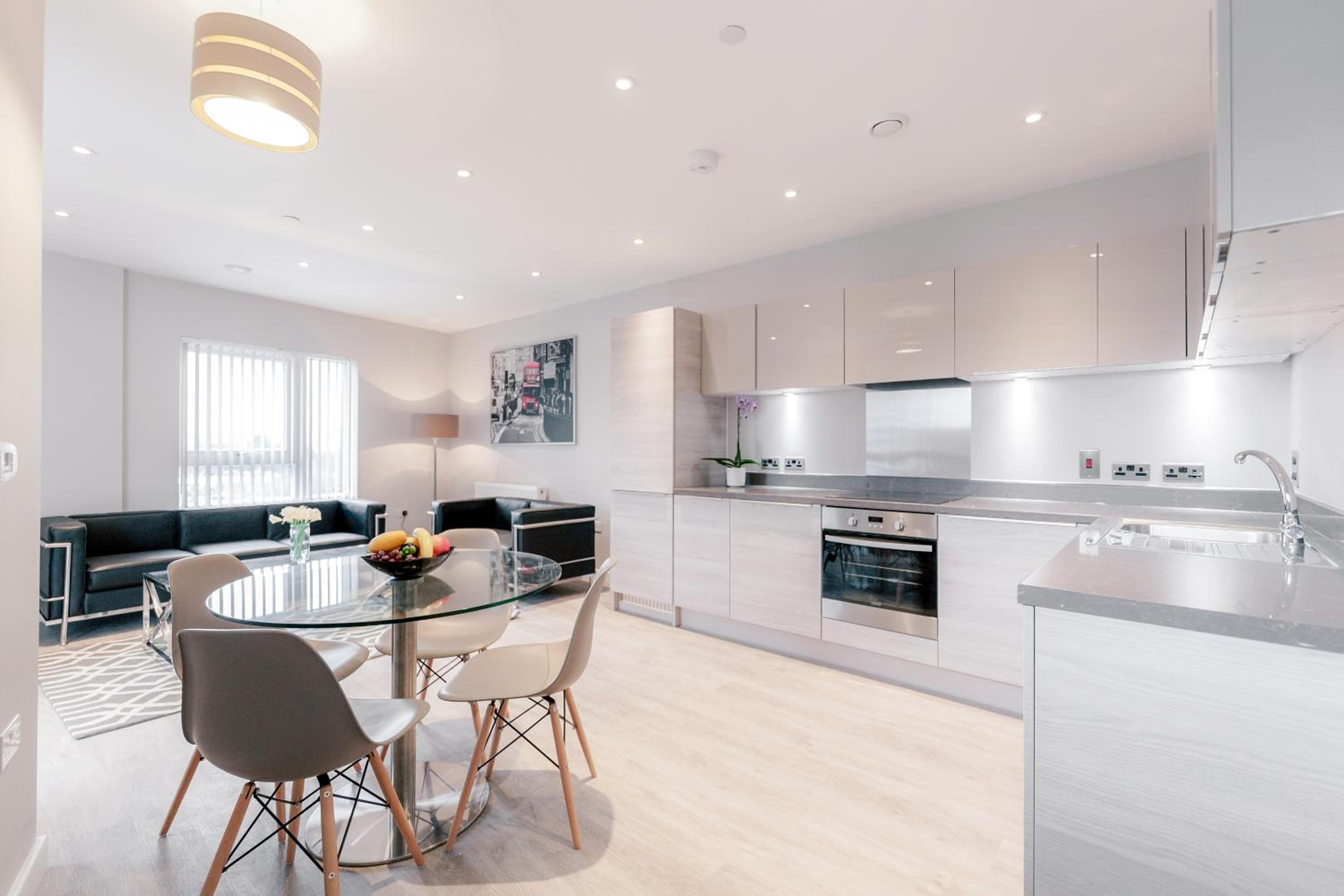 Roomspace Serviced Apartments - Vertex House