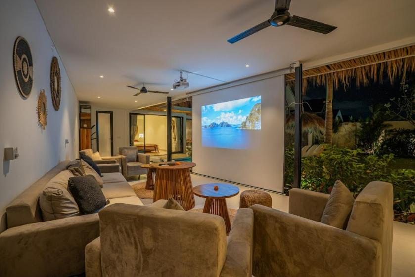 NEW! 6BR Very Well Villa Canggu view 2