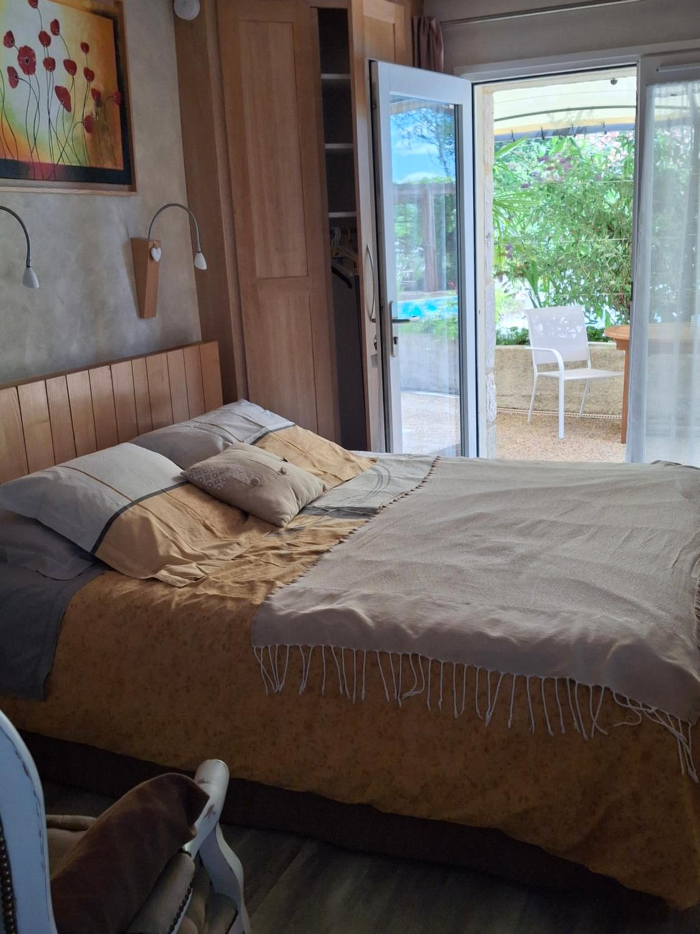 Aux Blanches Pierres, photo 26