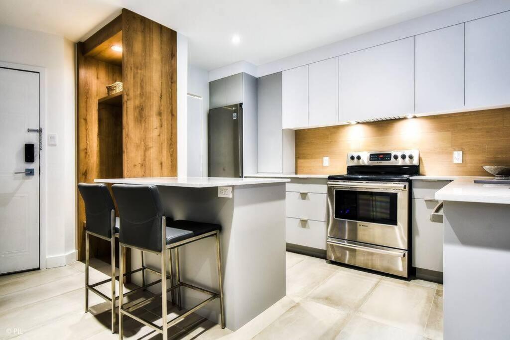 Chic Mt-Tremblant Condo with View on the Lake by Denstays