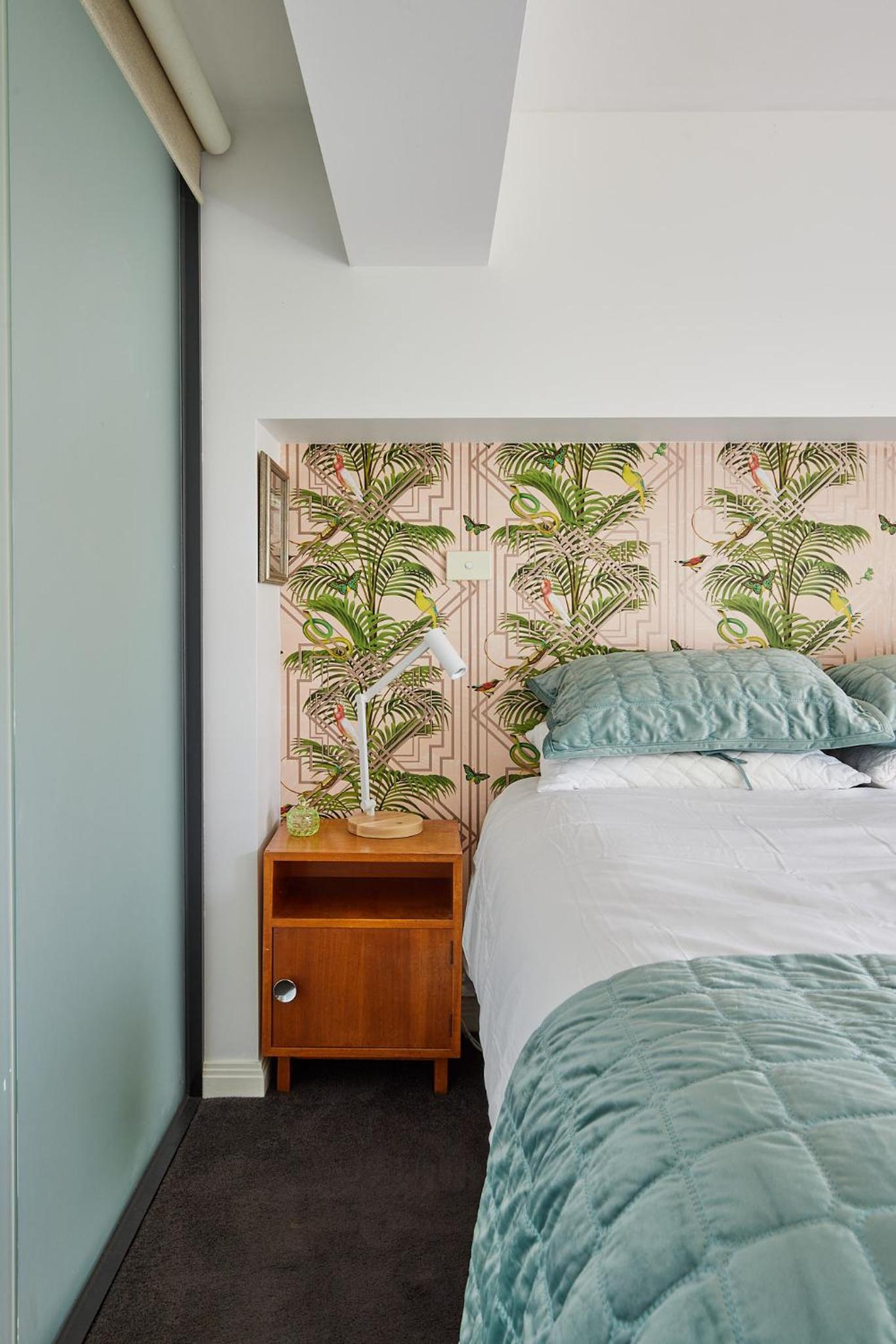 Deco Loft on Russell Street