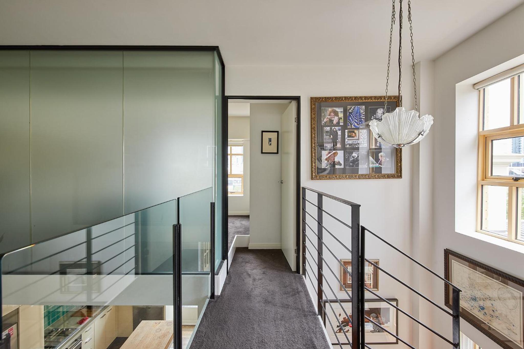 Deco Loft on Russell Street