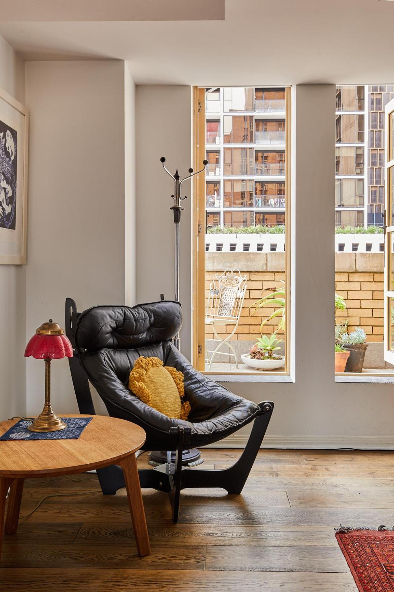 Deco Loft on Russell Street