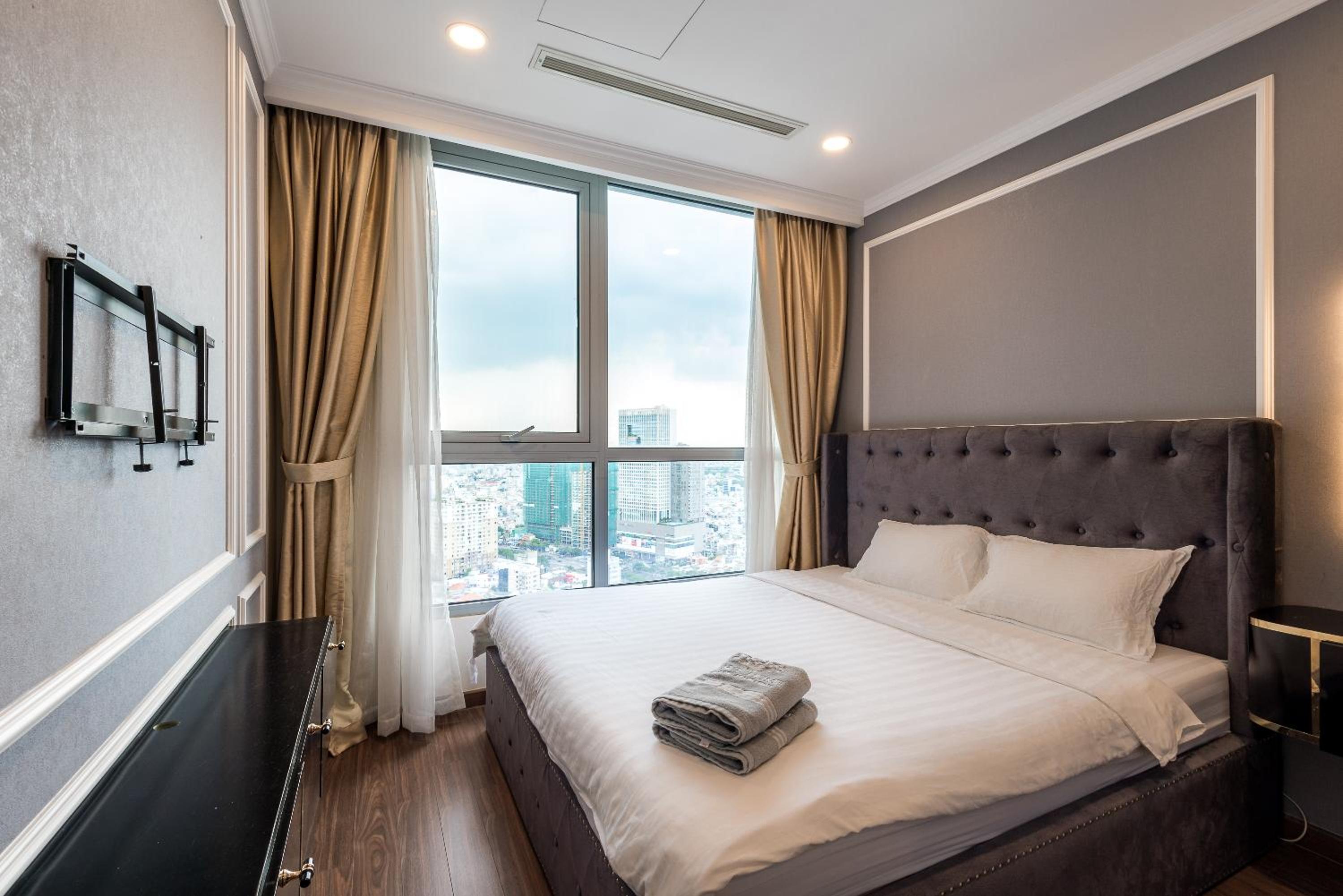 Vinhomes Luxury Art Condotel