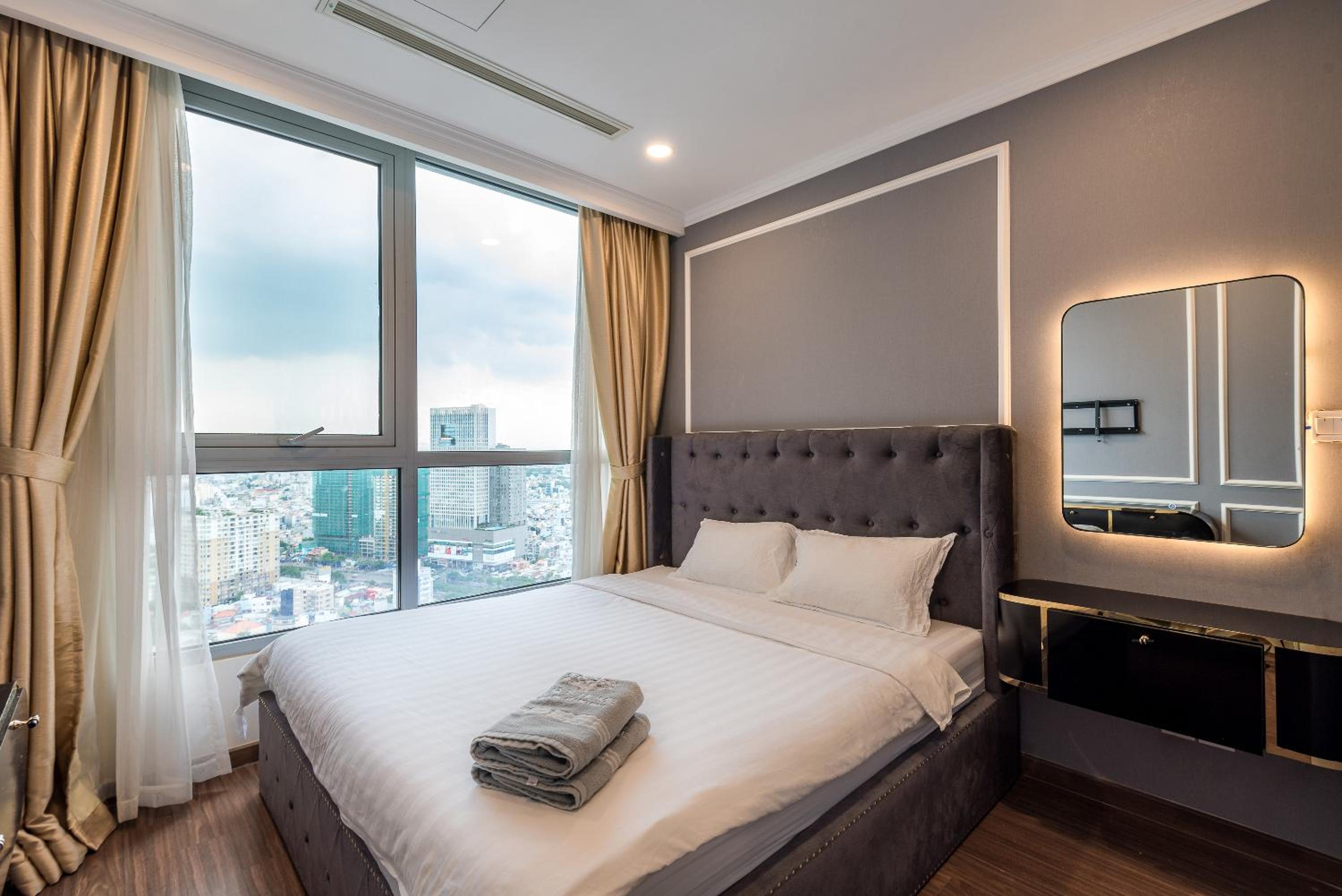 Vinhomes Luxury Art Condotel