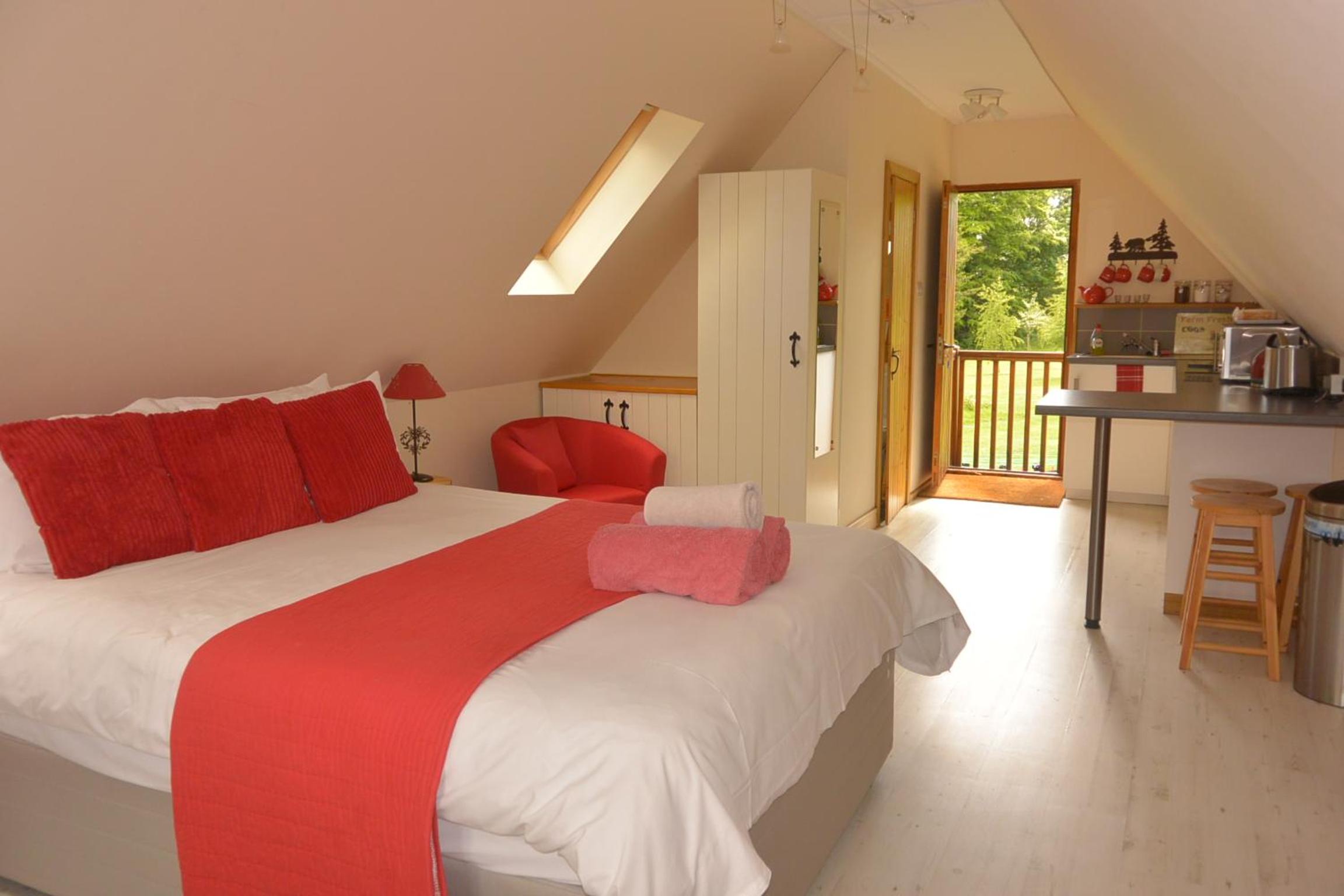 Hayne Barn Estate 6 Luxury Lodges with private hot-tubs AND 1 studio without hot-tub, photo 31