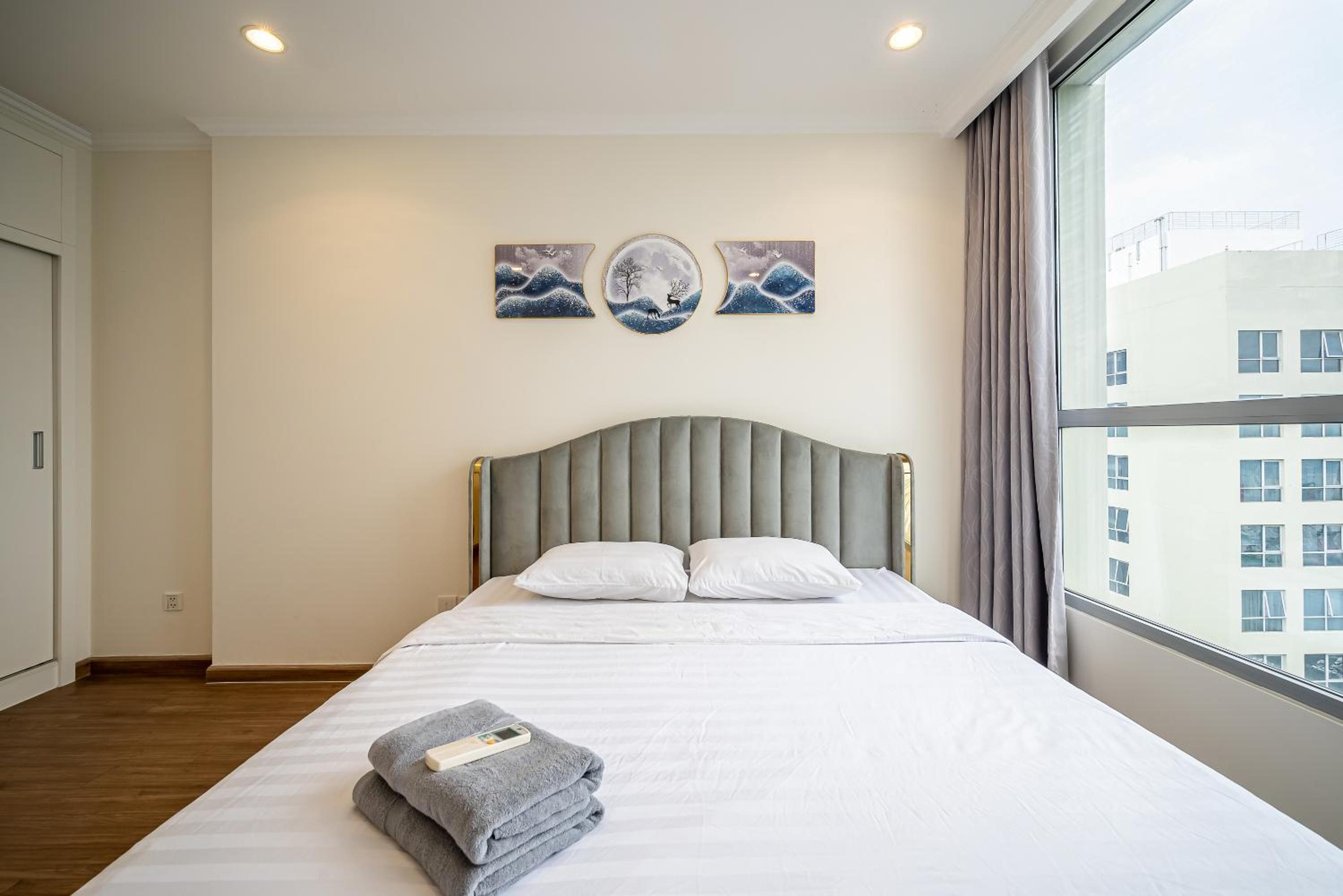 Vinhomes Luxury Art Condotel