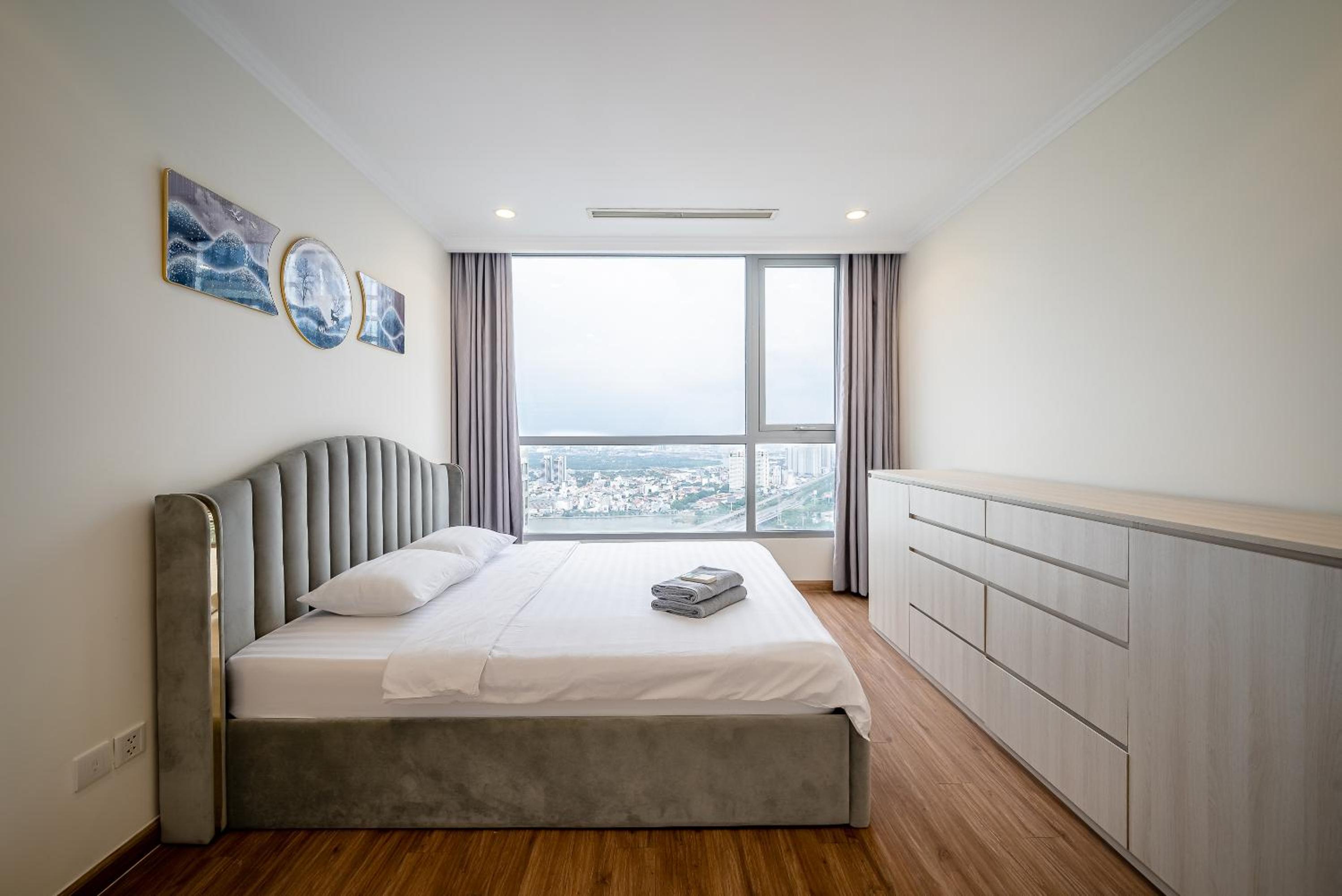 Vinhomes Luxury Art Condotel