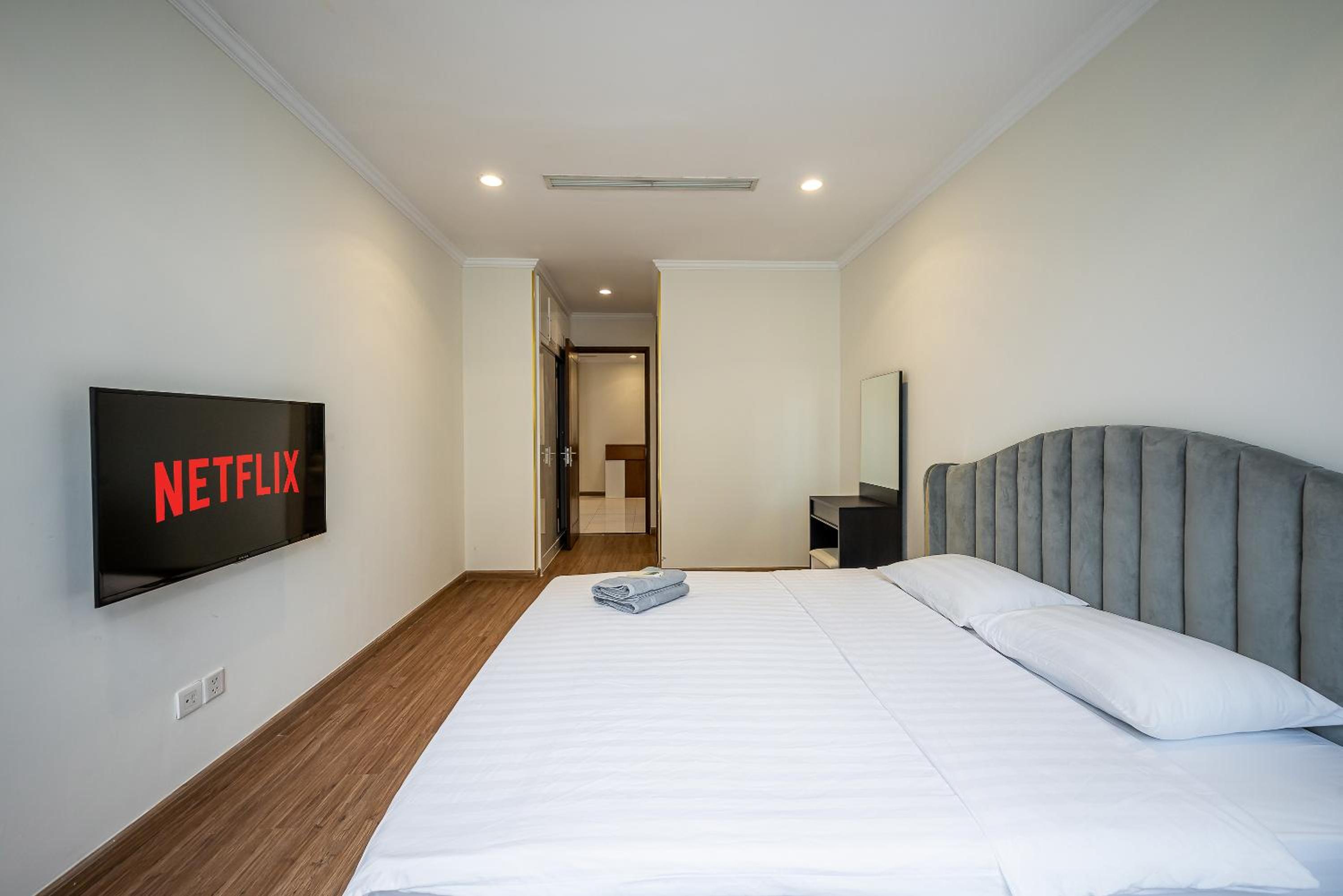 Vinhomes Luxury Art Condotel