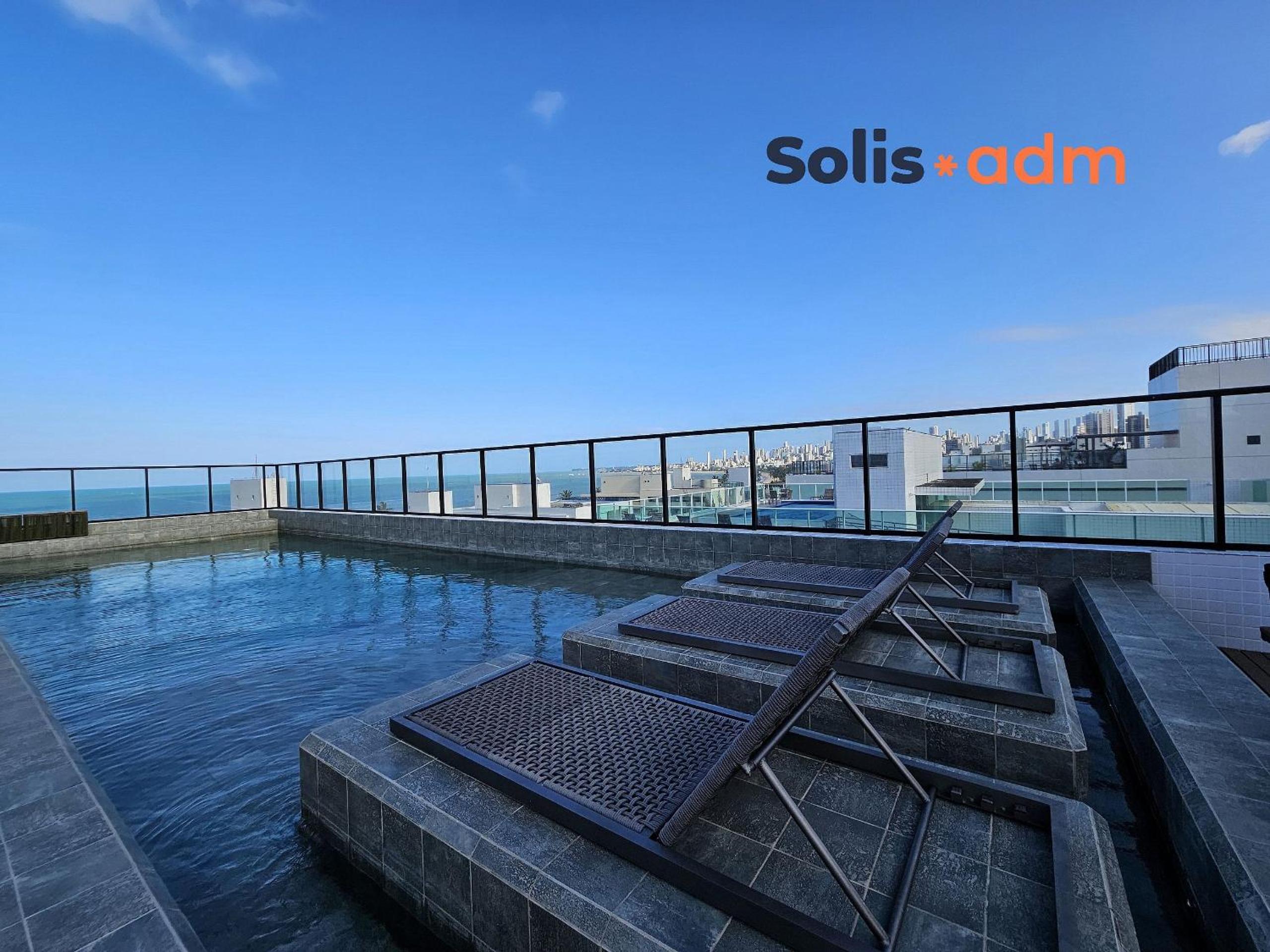 Piscina no Rooftop e Conforto a 50m da praia