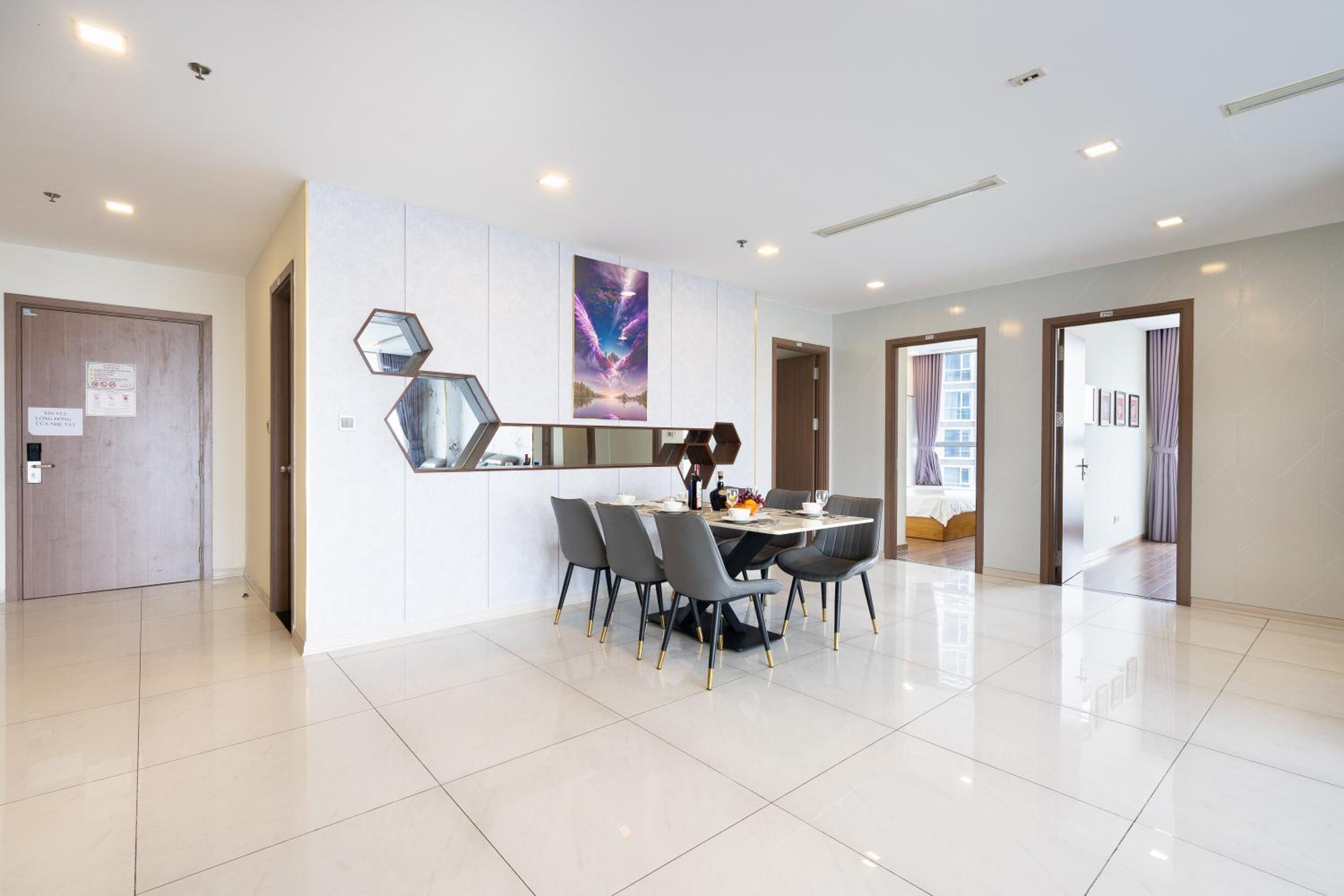 Vinhomes Luxury Art Condotel
