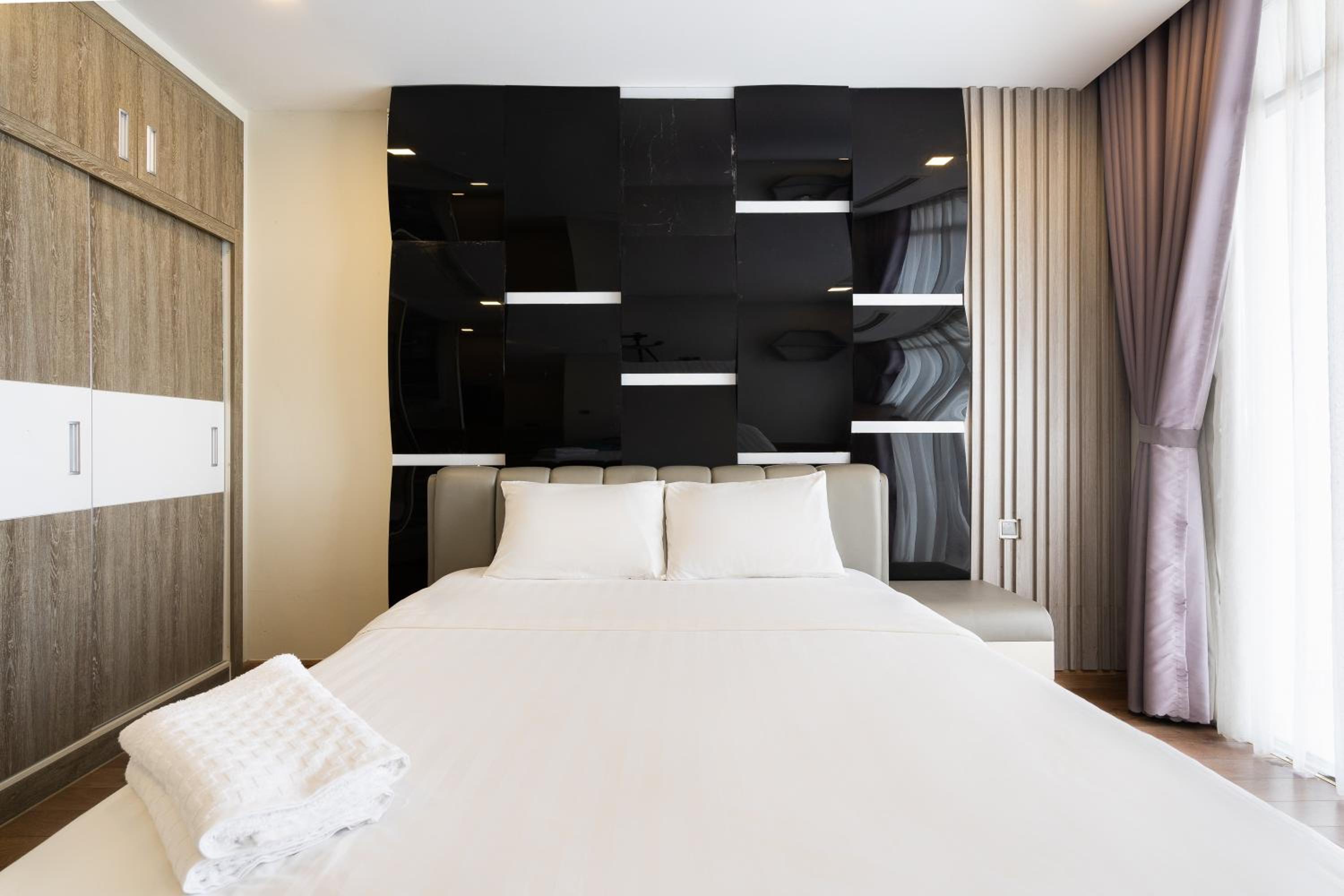 Vinhomes Luxury Art Condotel