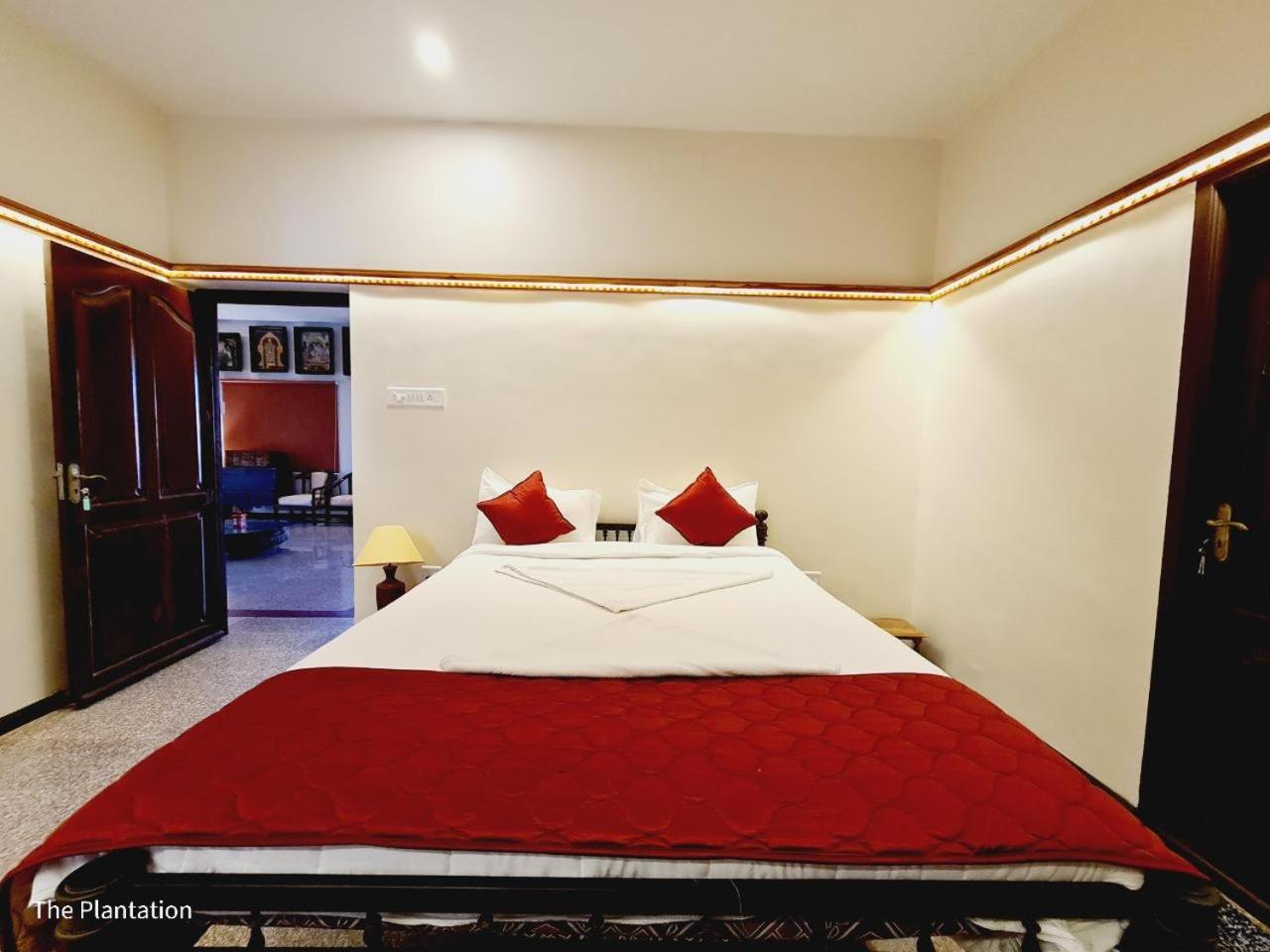 Heritage villa on beach view 3