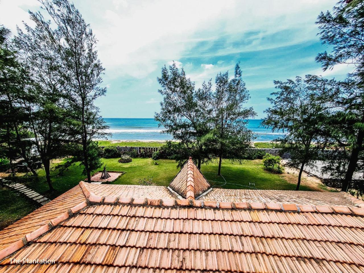 Heritage villa on beach view 5