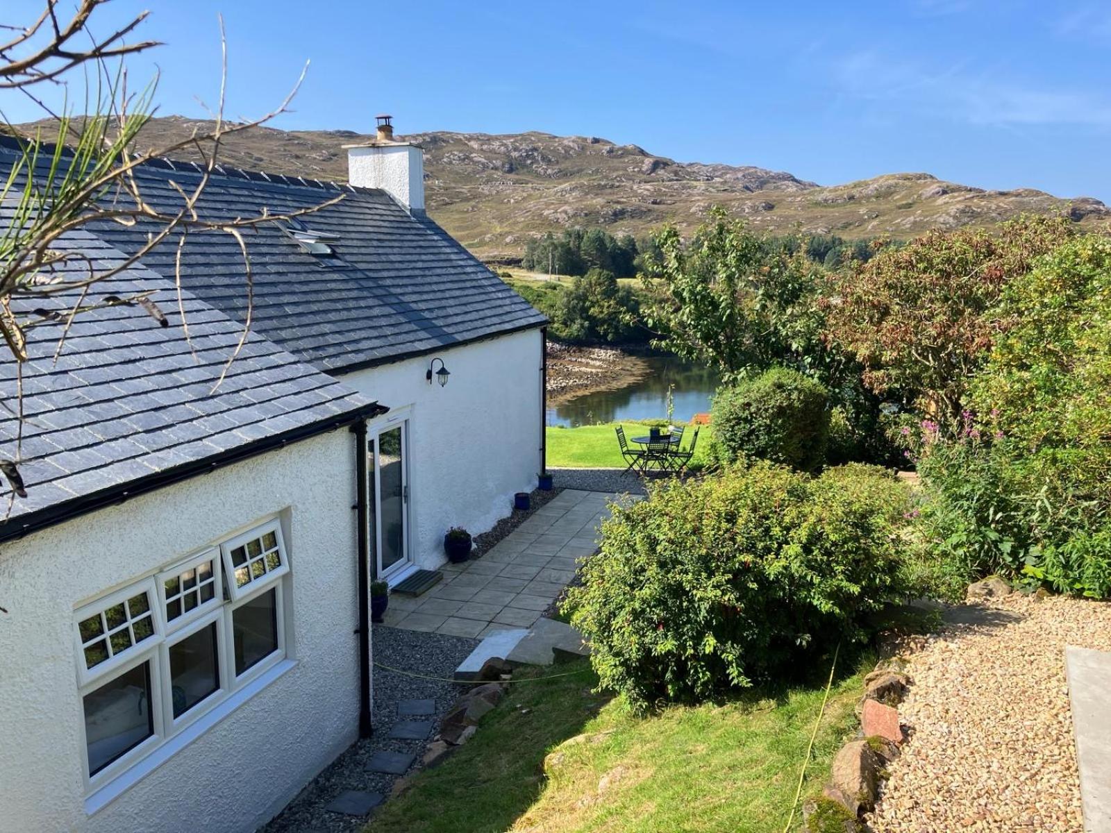 Waterfront cottage Applecross Peninsula