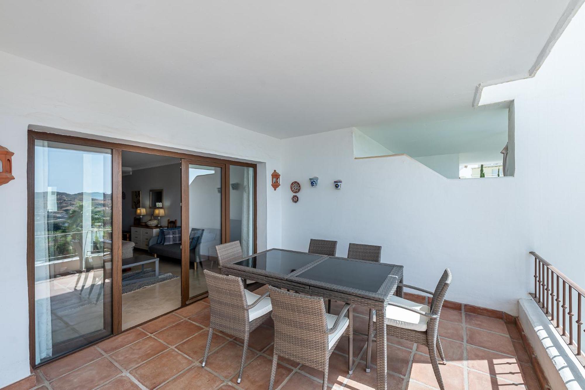 Beautiful two-bed apartment Mijas Golf