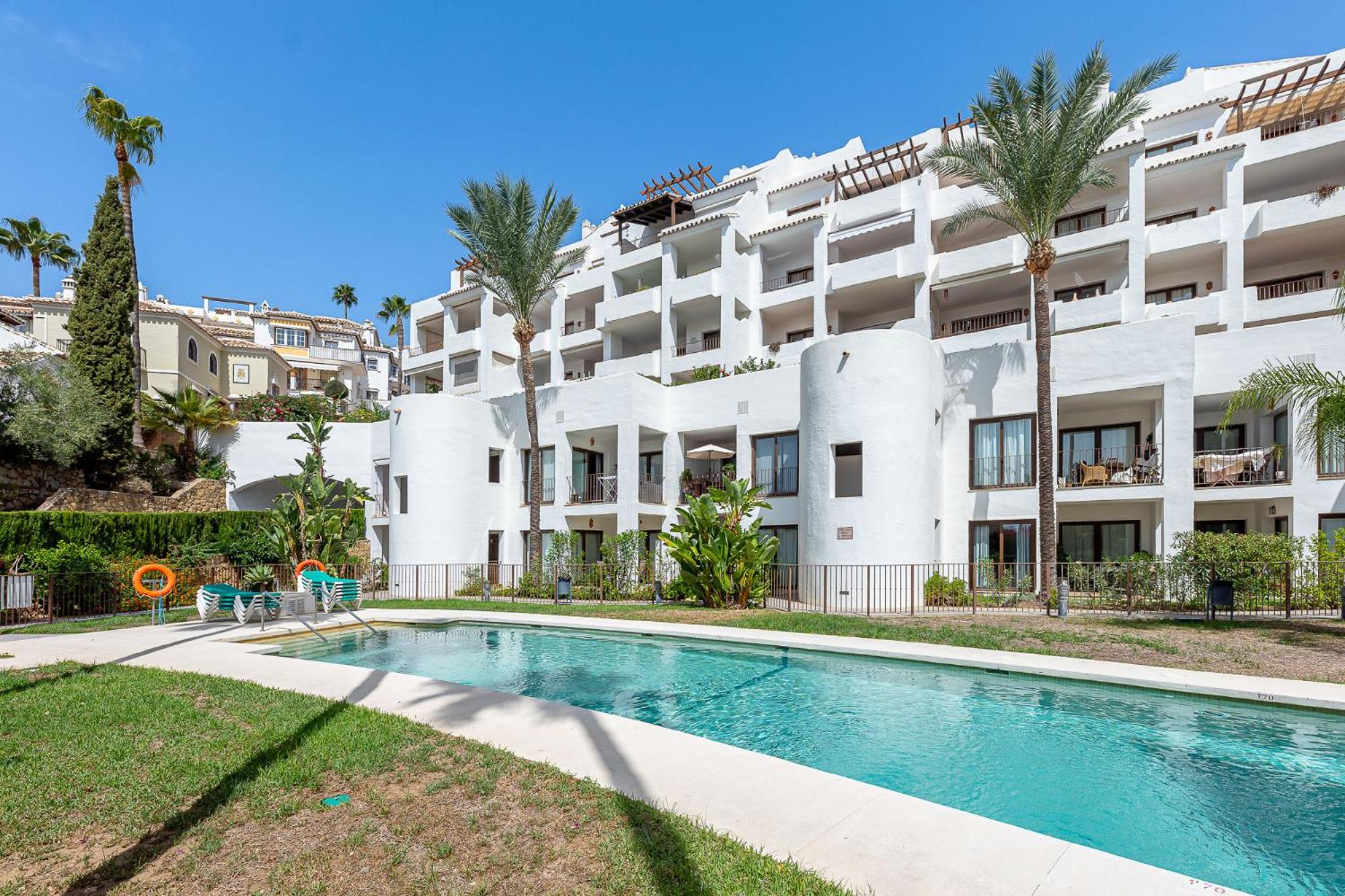 Beautiful two-bed apartment Mijas Golf