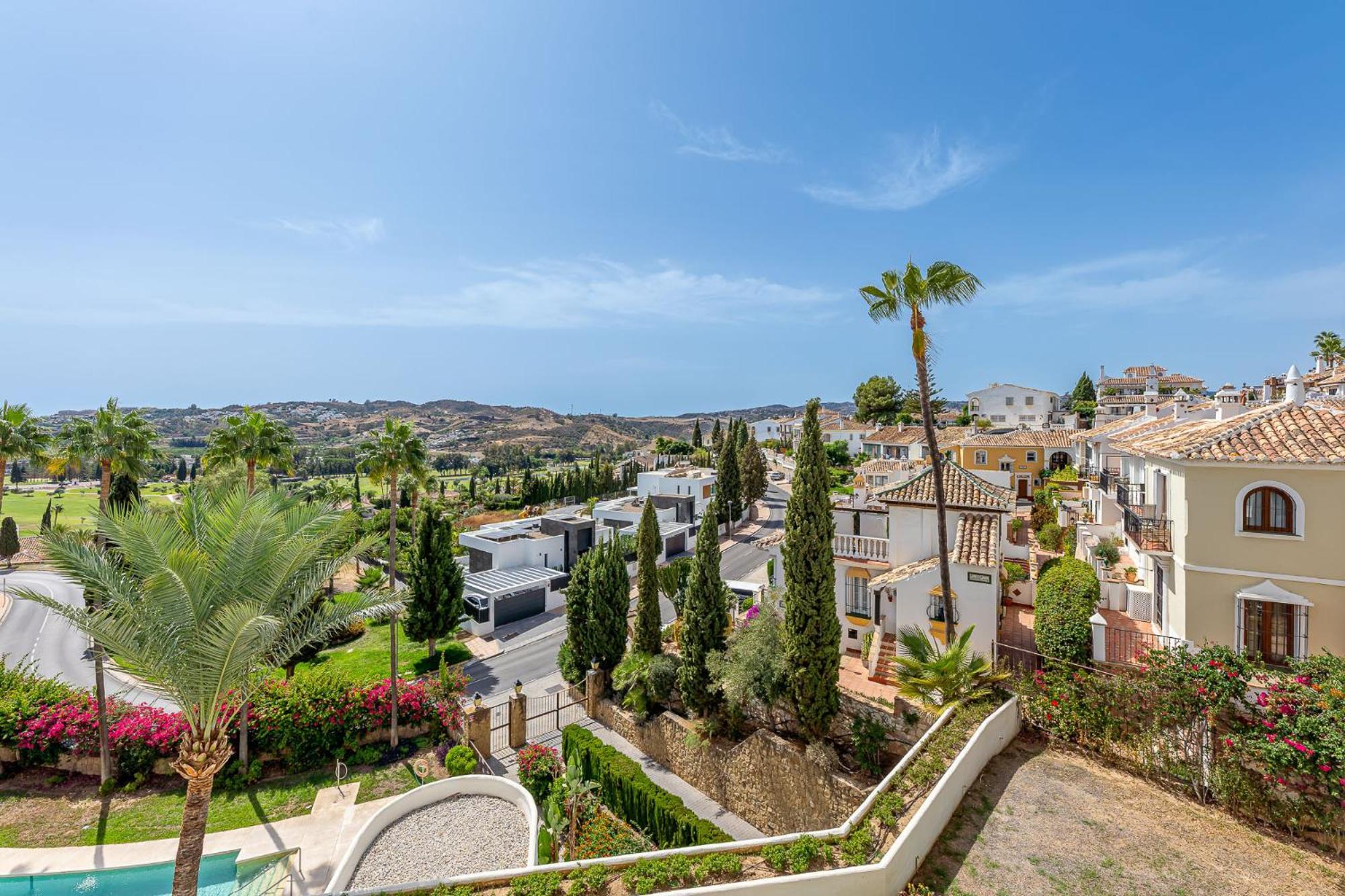 Beautiful two-bed apartment Mijas Golf
