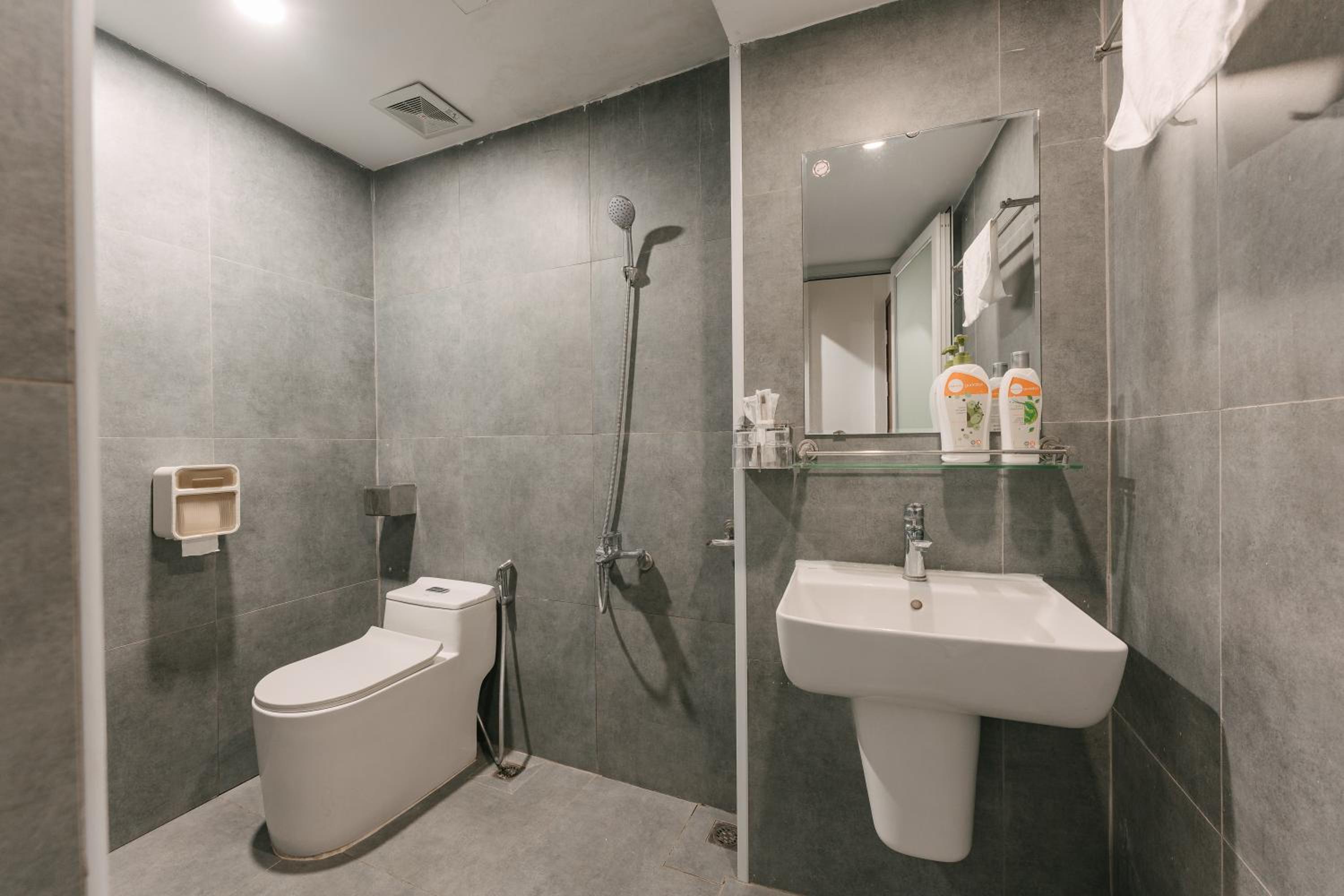 Oikia Apartment