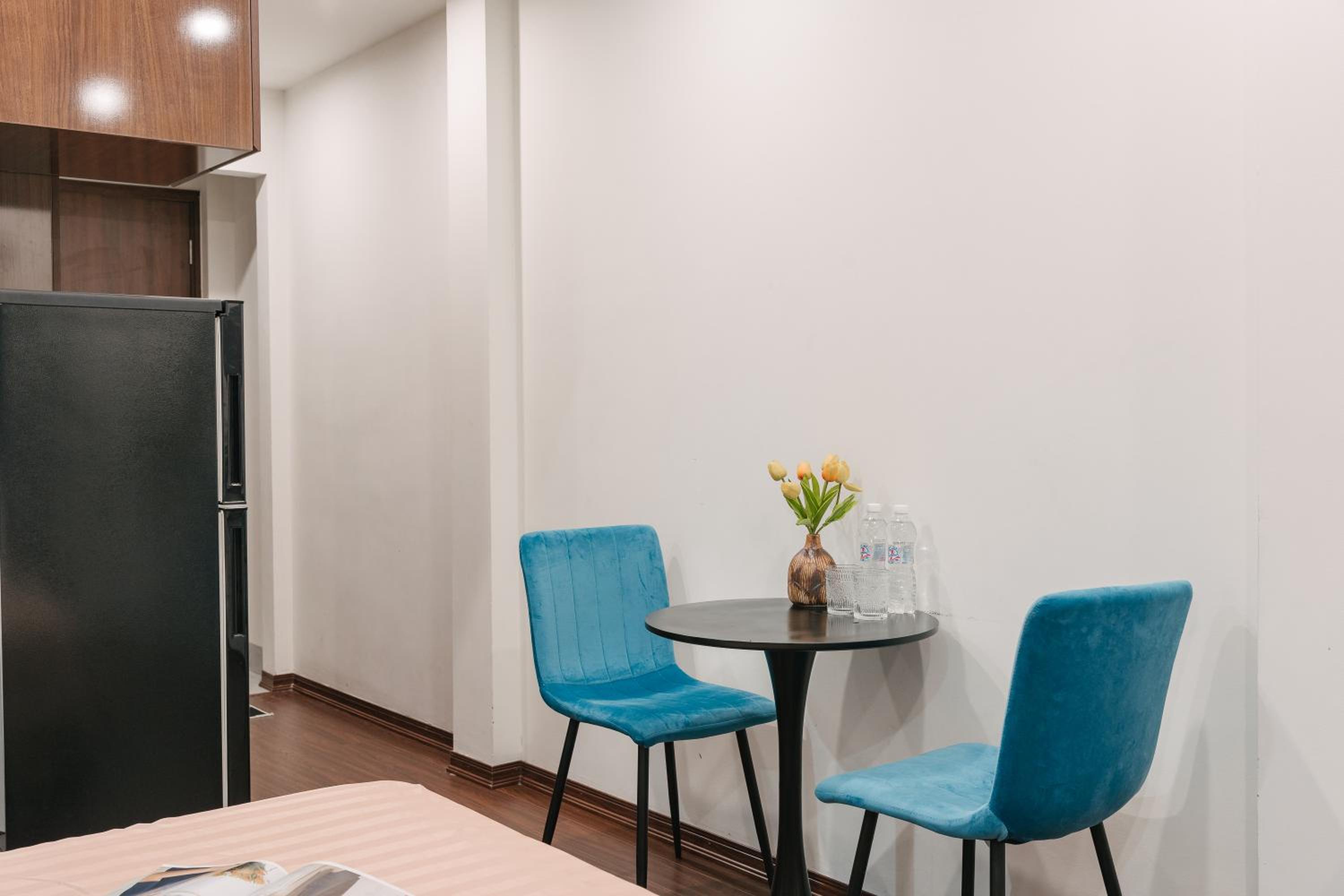 Oikia Apartment