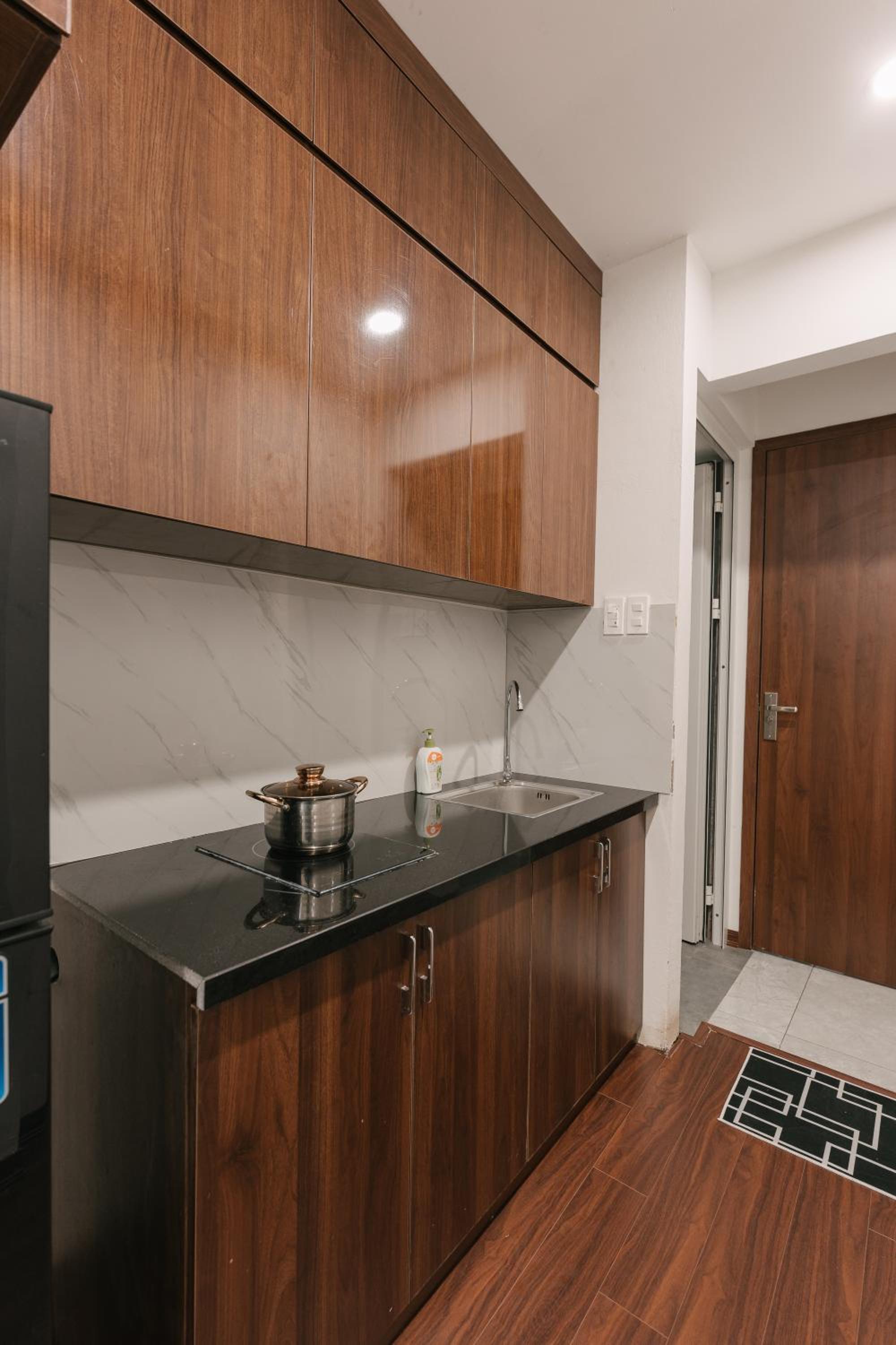 Oikia Apartment