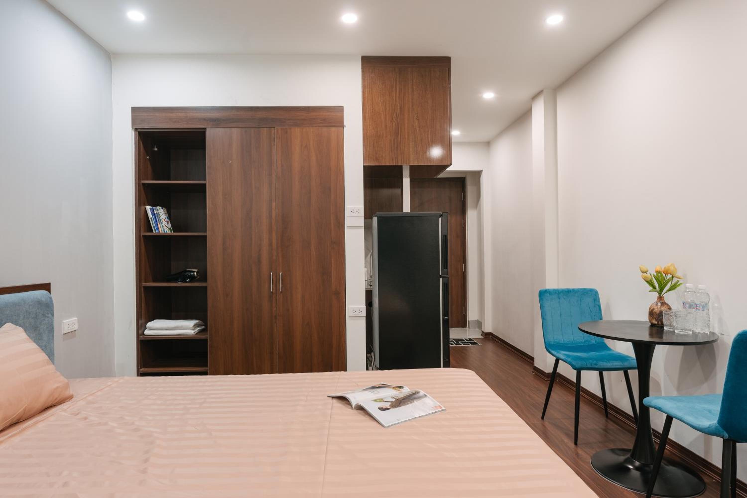 Oikia Apartment