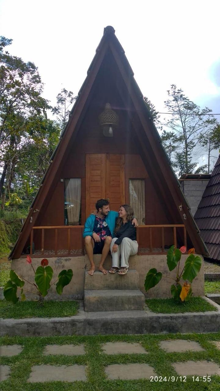 Puncak giri glamping & camp view 3