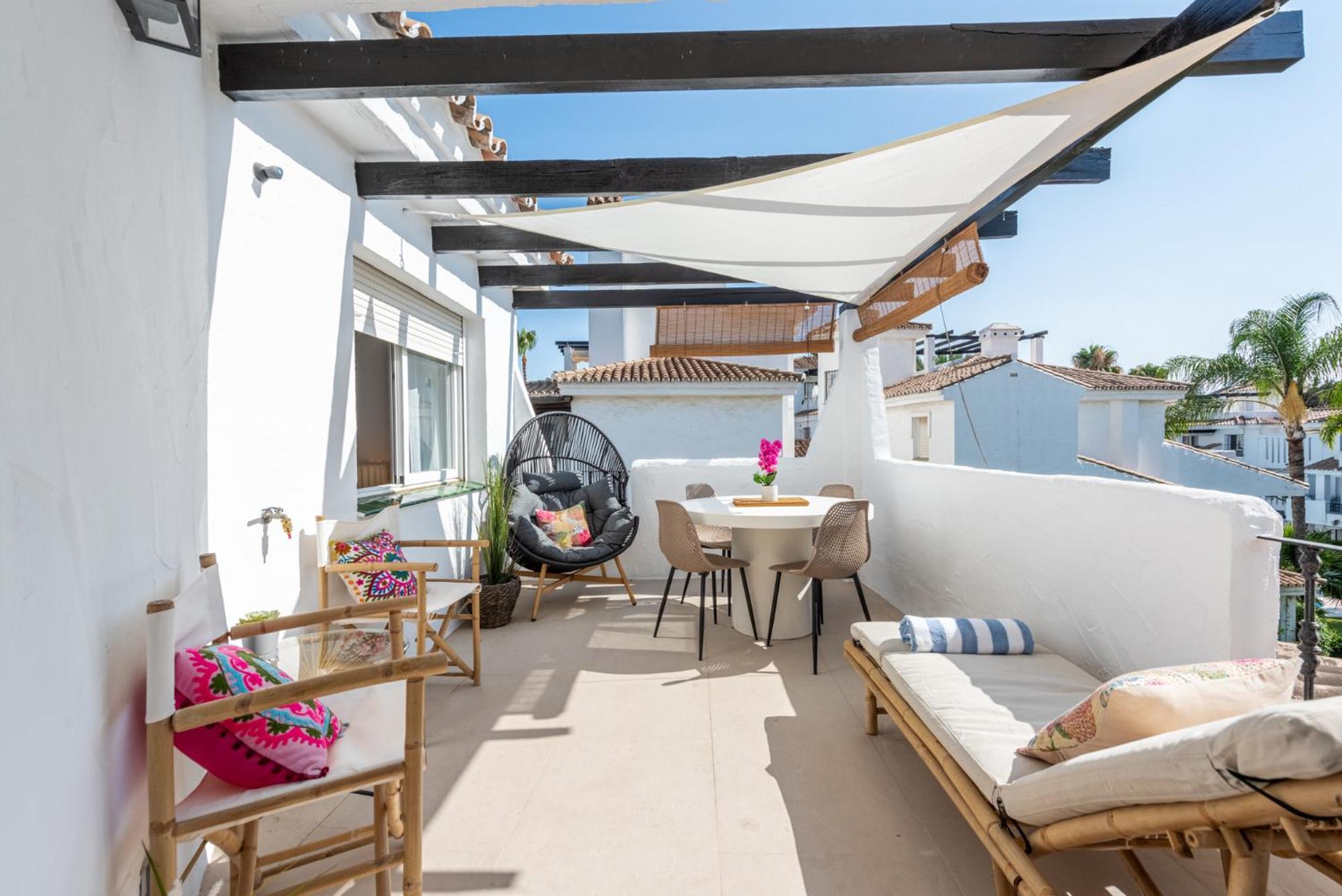 Los Naranjos modern 2 bedroom penthouse with views view 5
