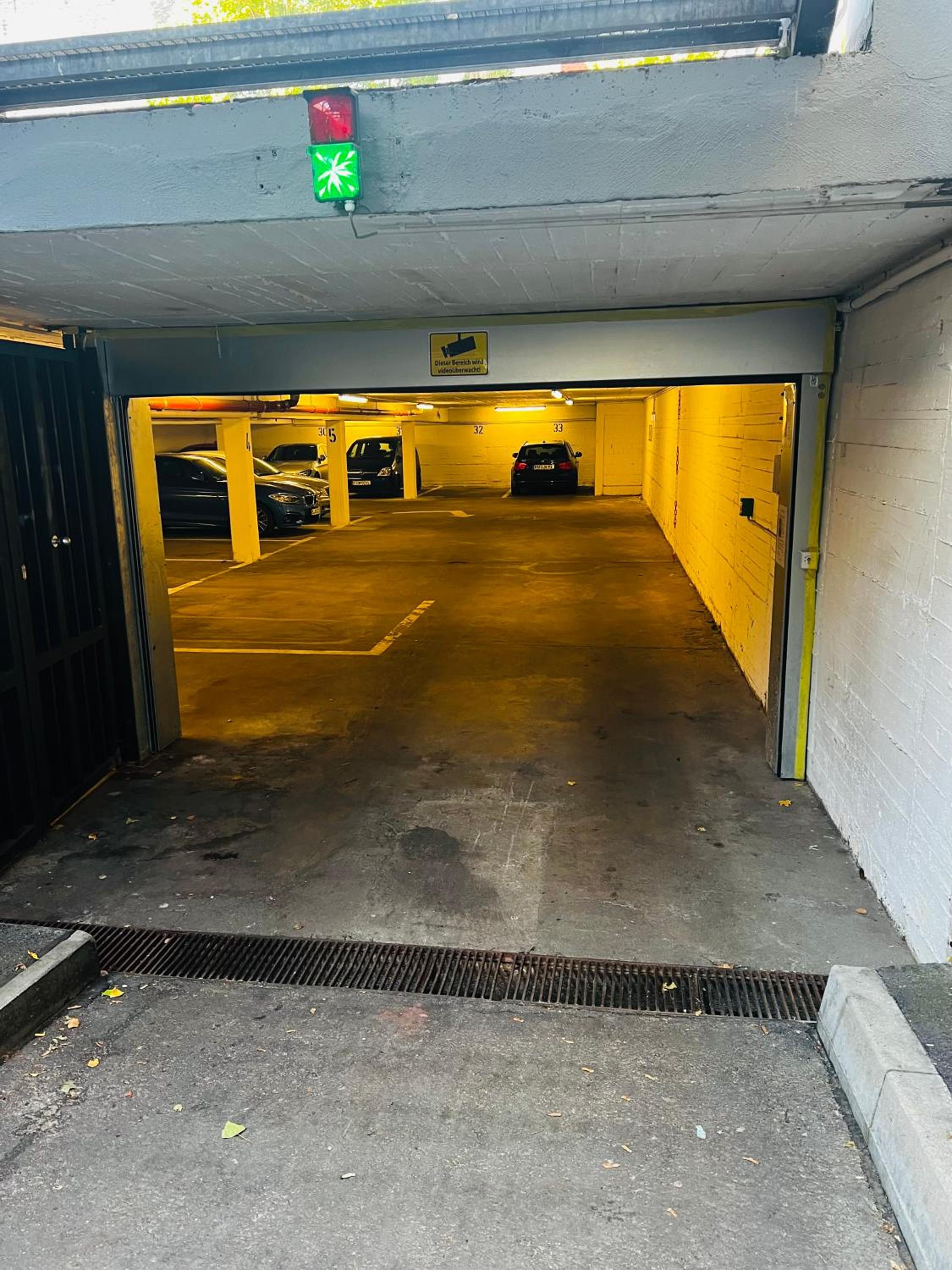 Ladenwohnung in Kreuzberg mit Parkplatz in einer Tiefgarage