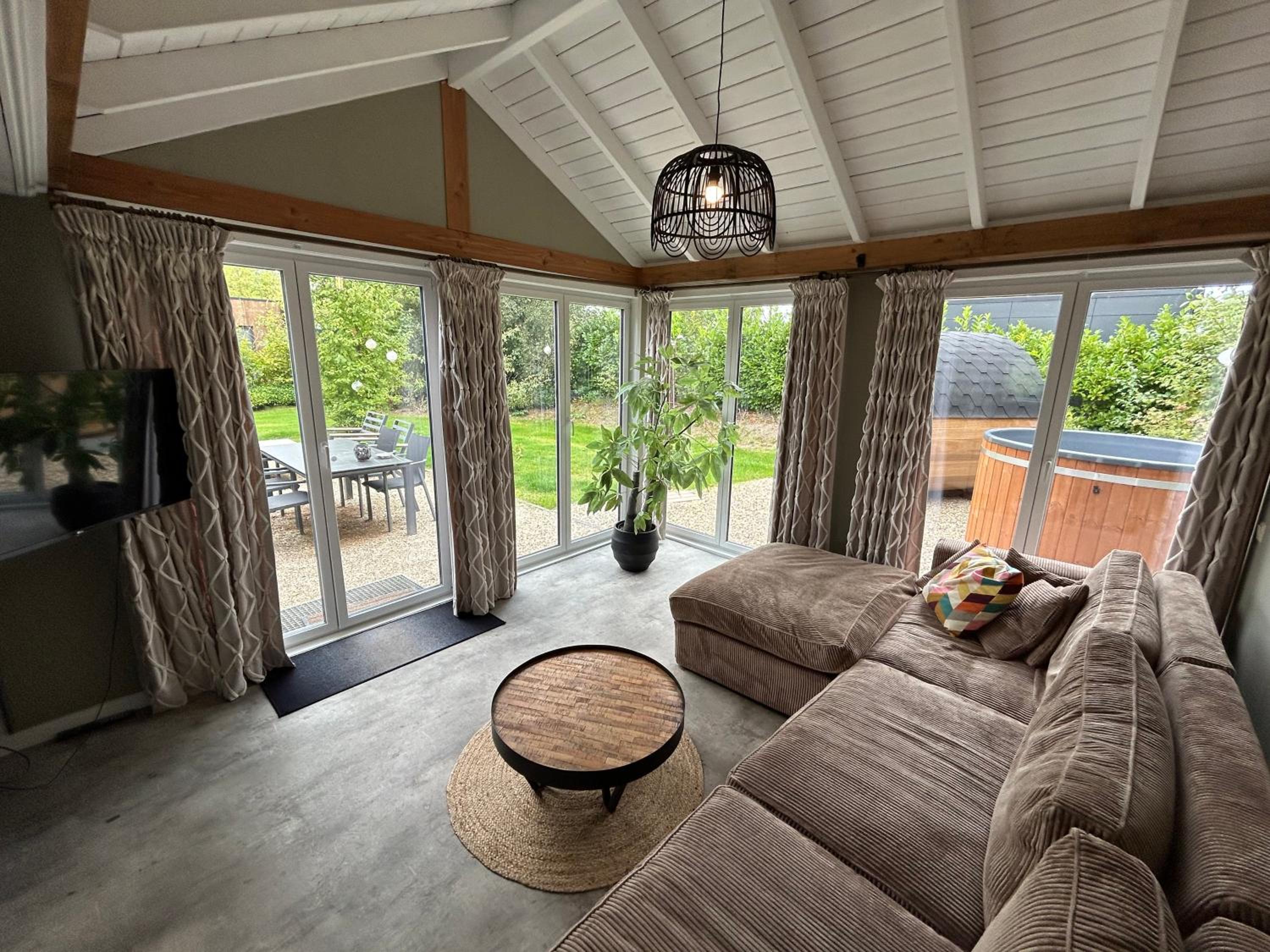 Hof Lodge with hot tub & sauna | 2 pers.