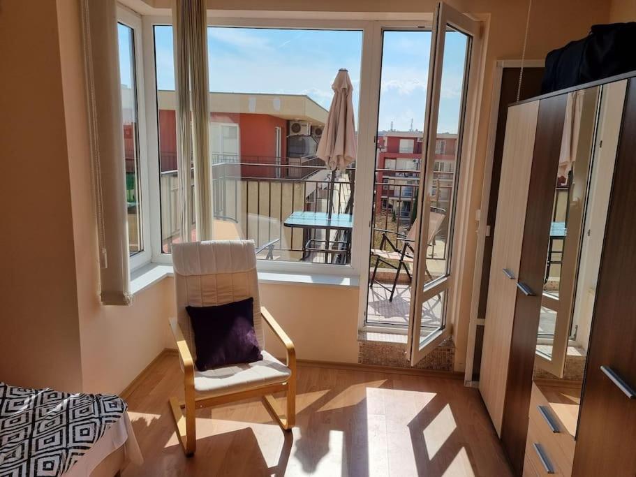 Sunny beach family apartment 302, Sluneční pobřeží