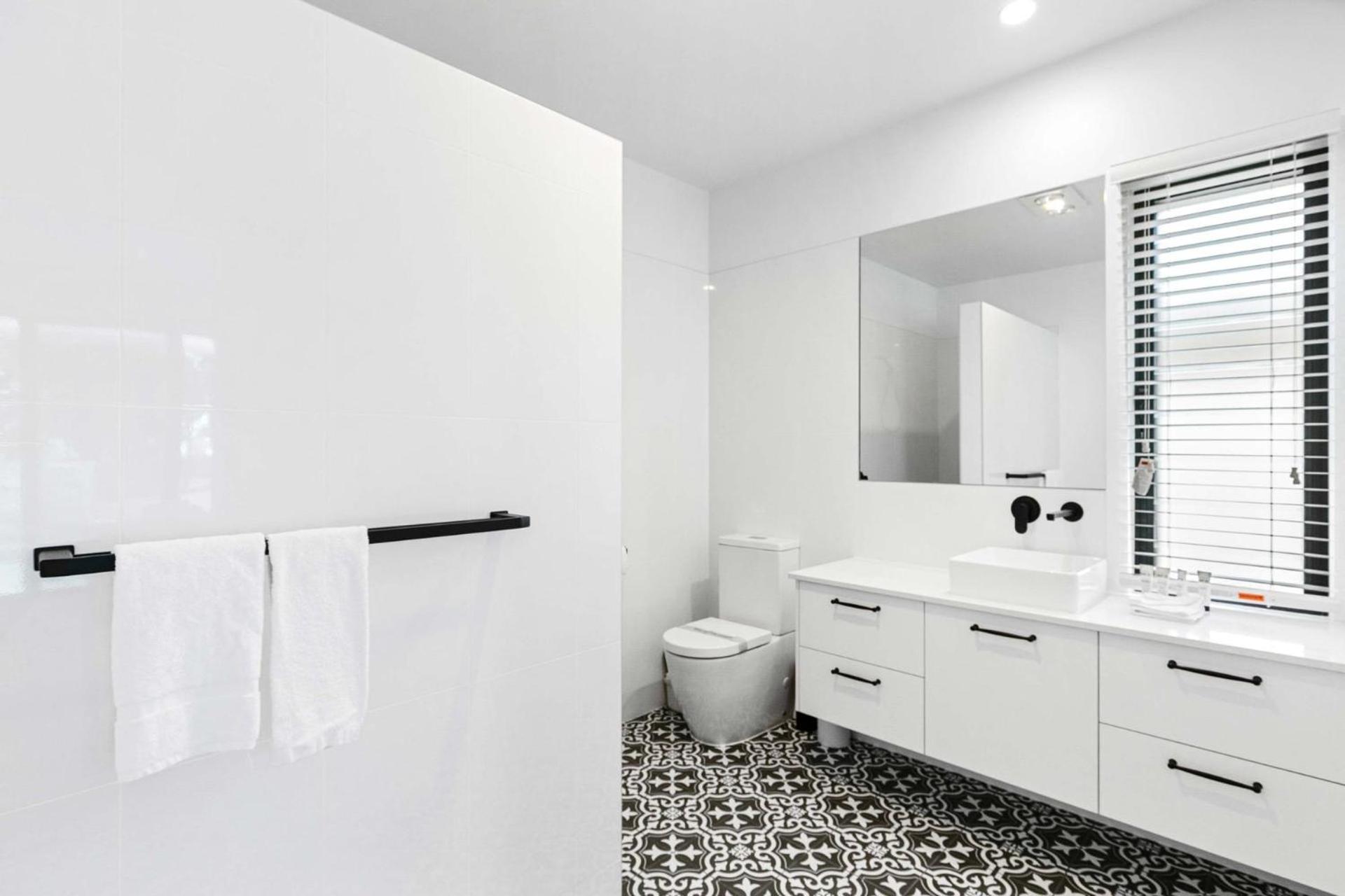 Seaside Unit in Urangan