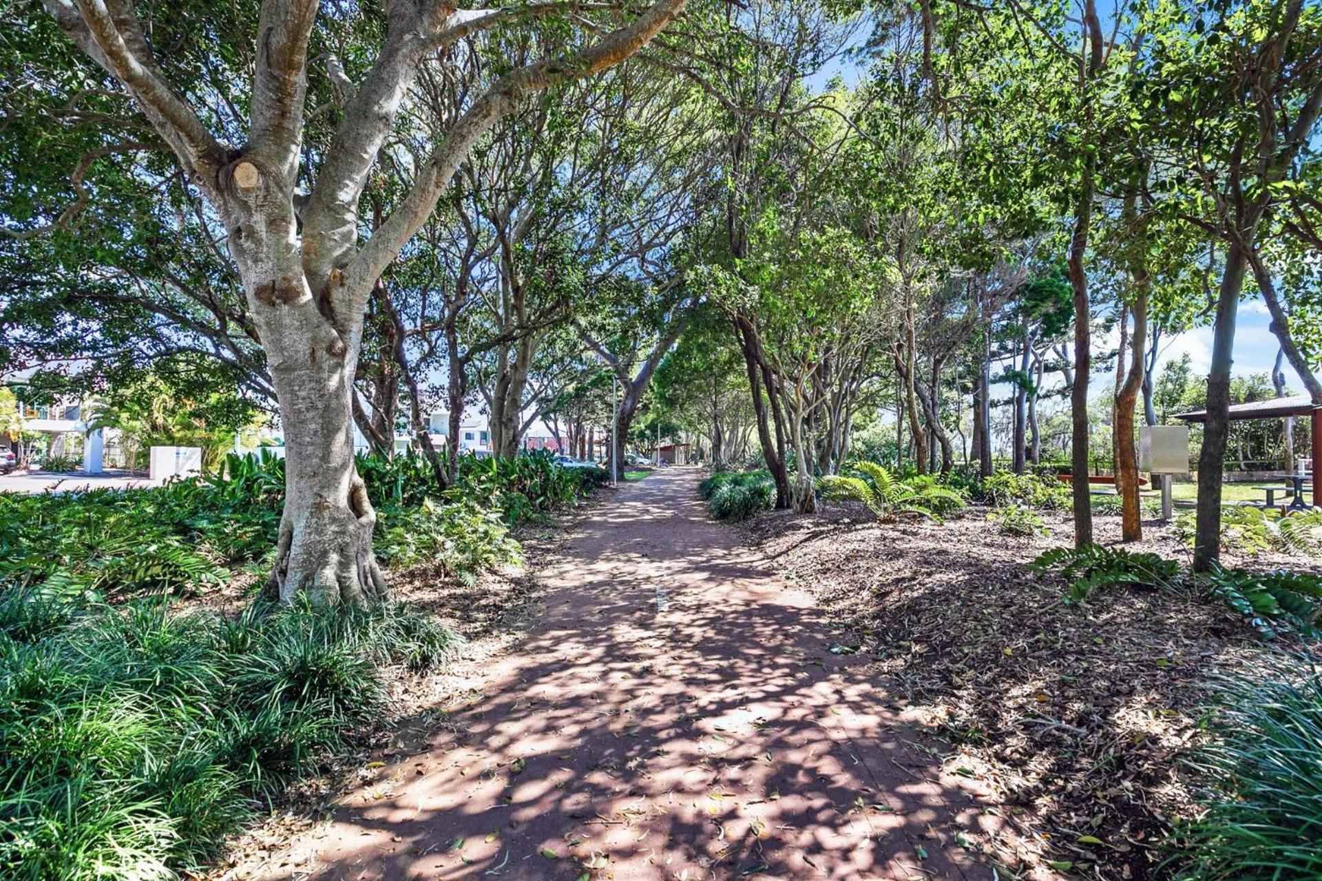 Seaside Unit in Urangan