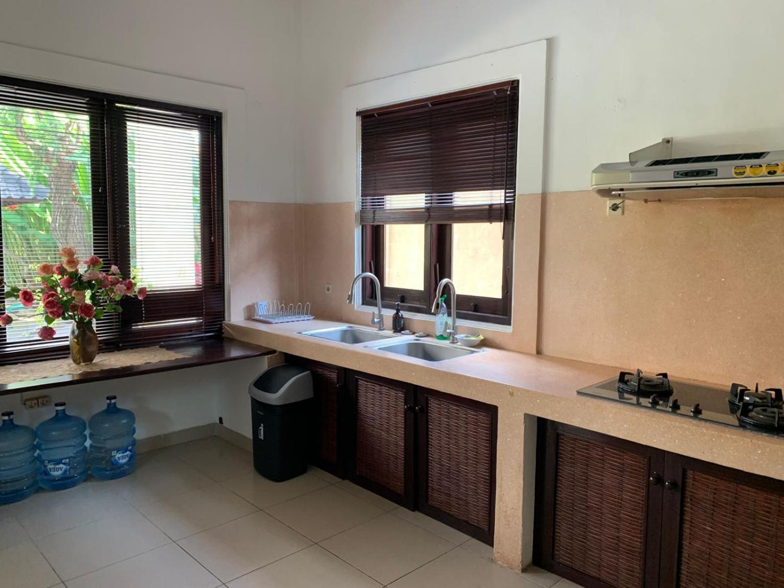 Charming 4 Bedrooom Villa in Kerobokan by Nami Bali view 4