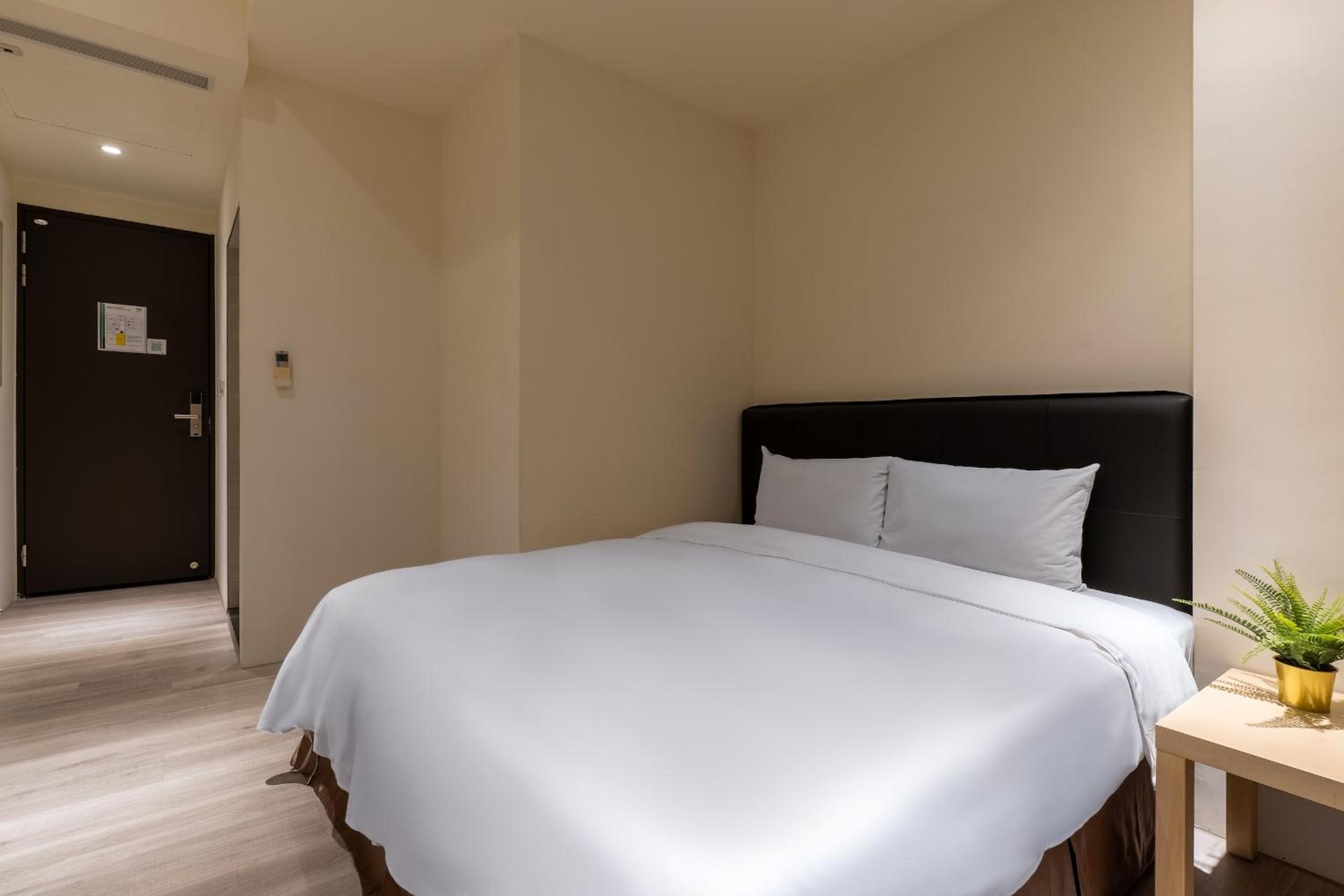 CHECK inn Express Taichung Fuxing