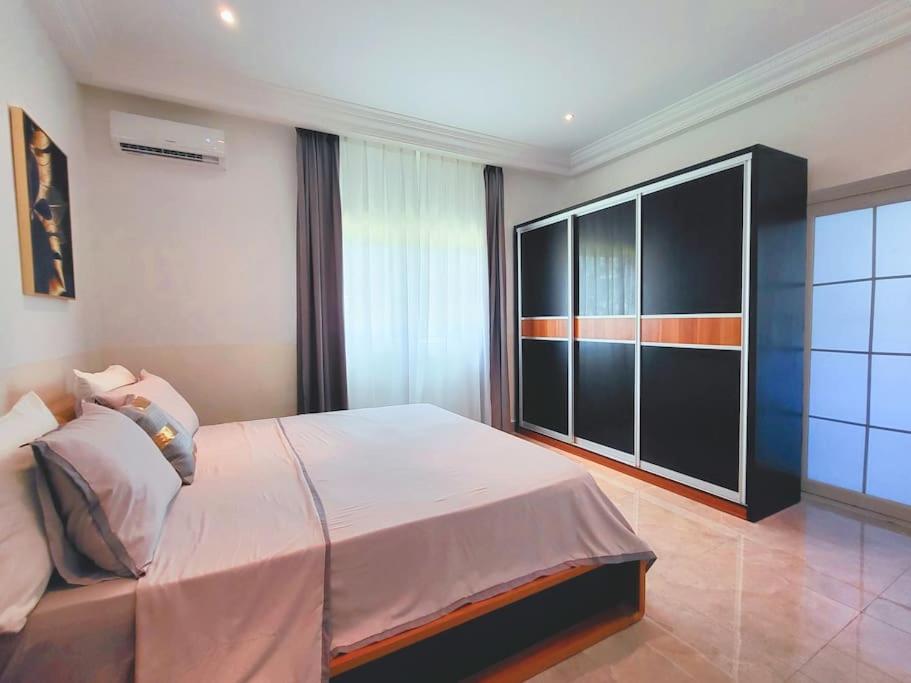 Confortable Appartement MERCURE, près de la plage