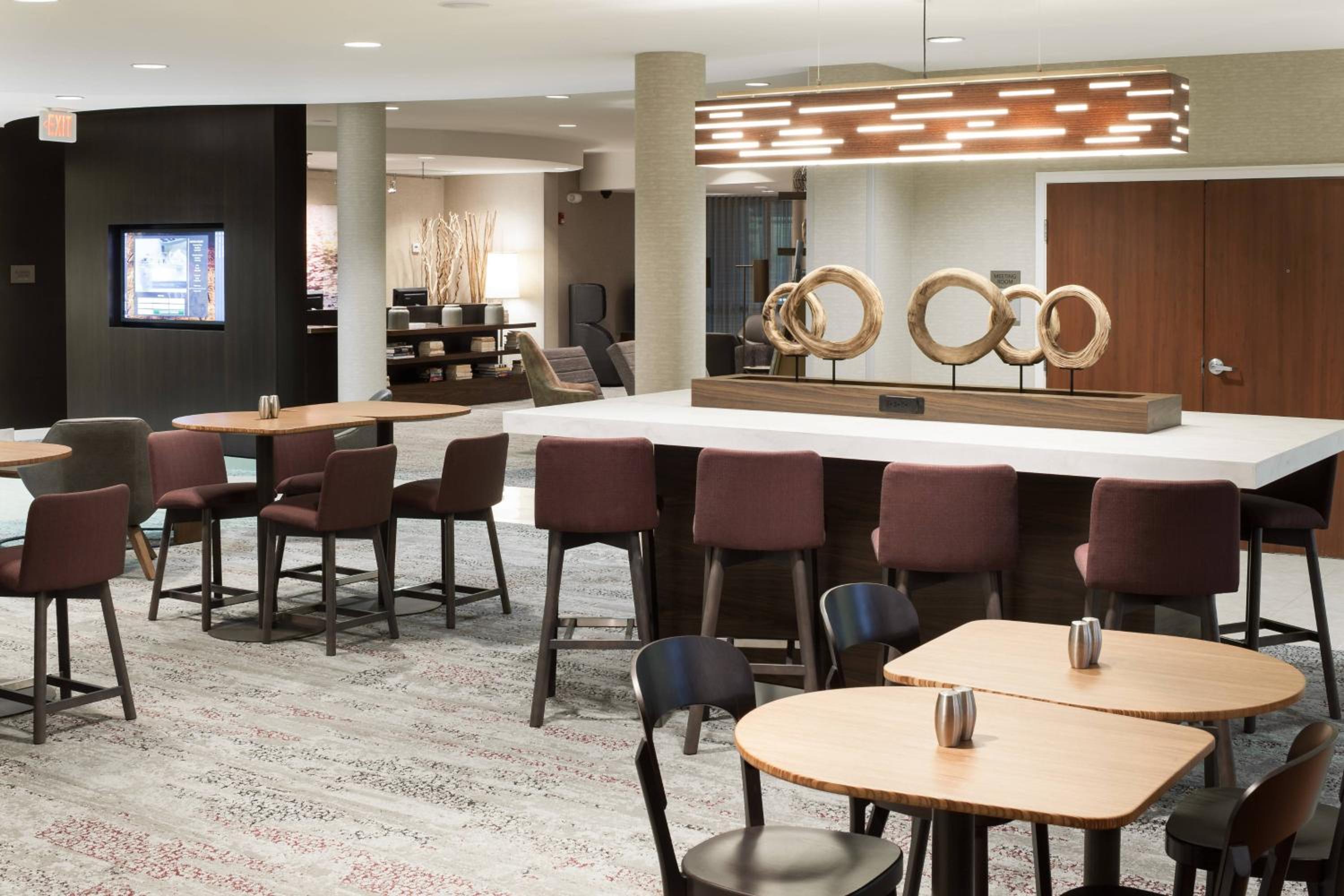 Hattiesburg Vacations - Courtyard by Marriott Hattiesburg - Property Image 34