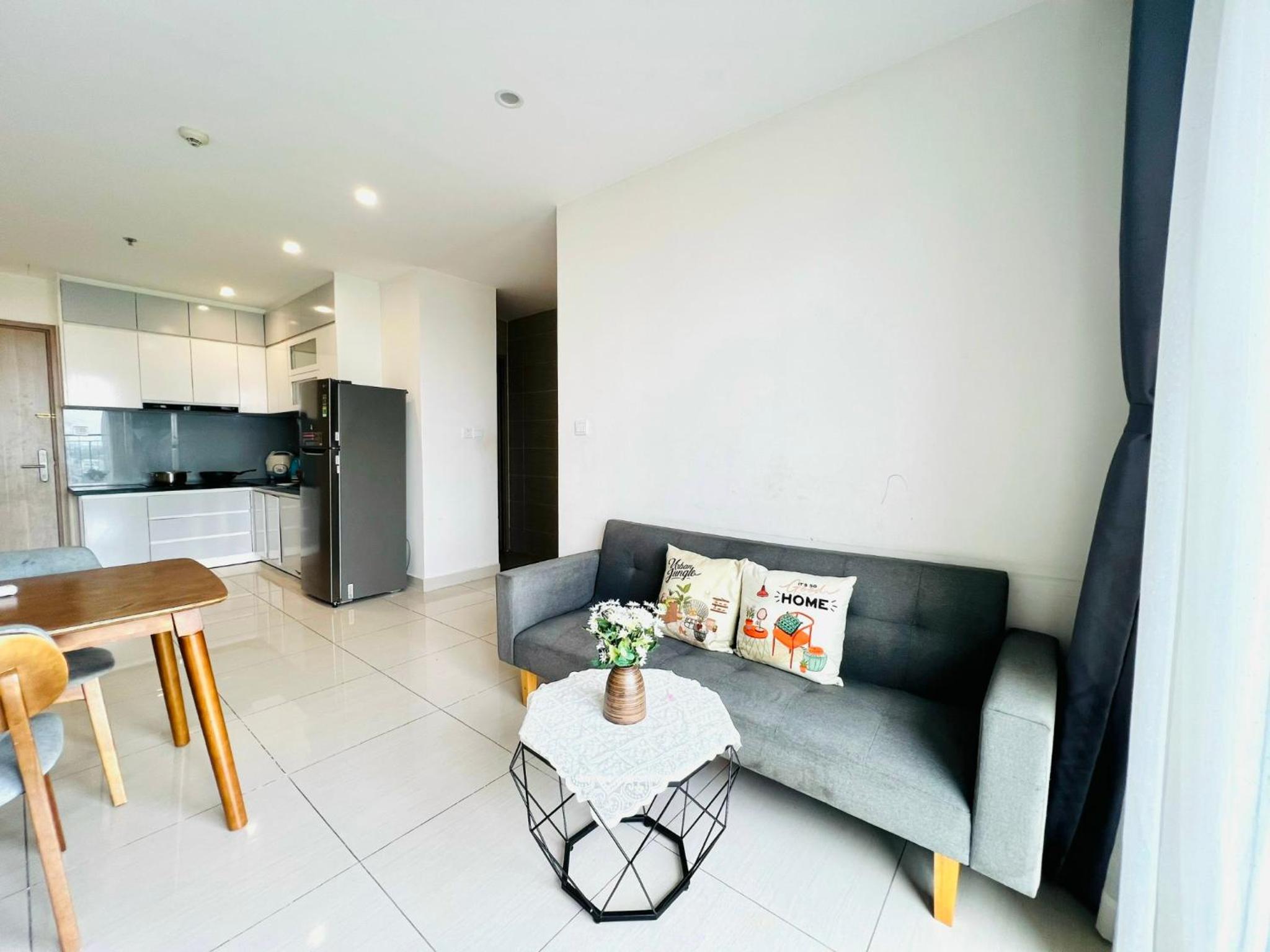 An Nhien Homes Quan 9 Vinhomes Grand Park 1407 view 2