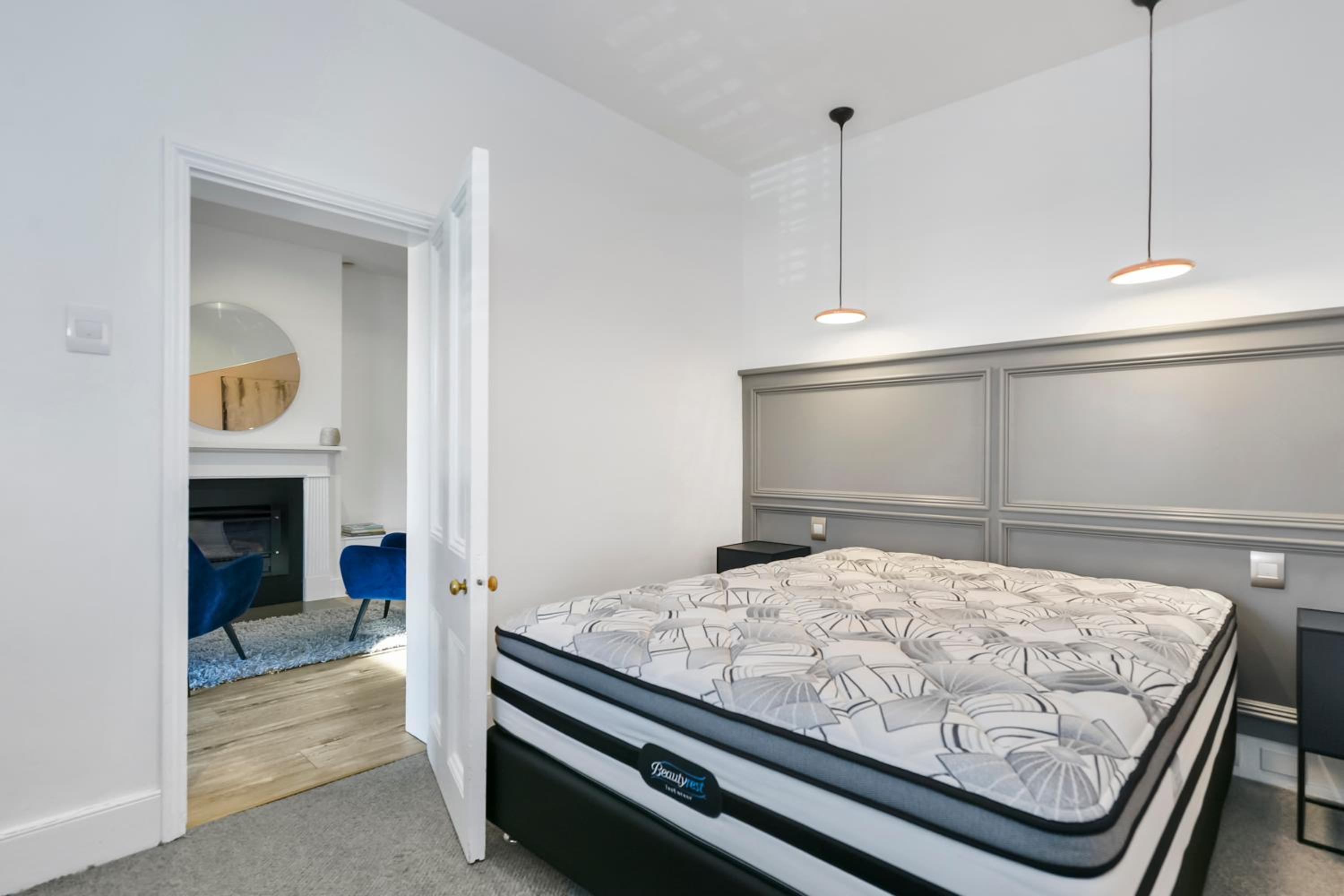 Hampden Cottage Luxury Georgian Apartment