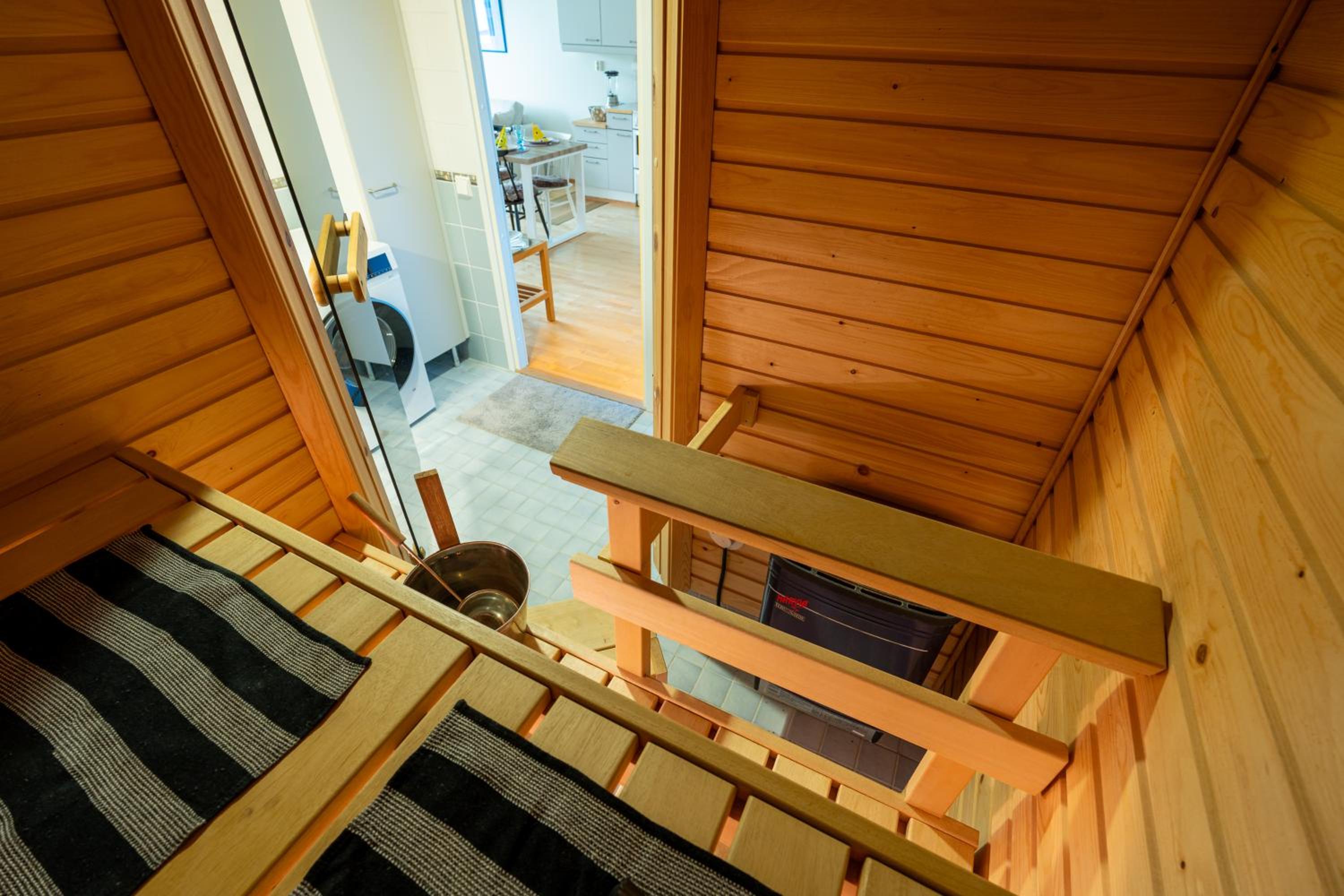 Cosy City Apartment with Sauna