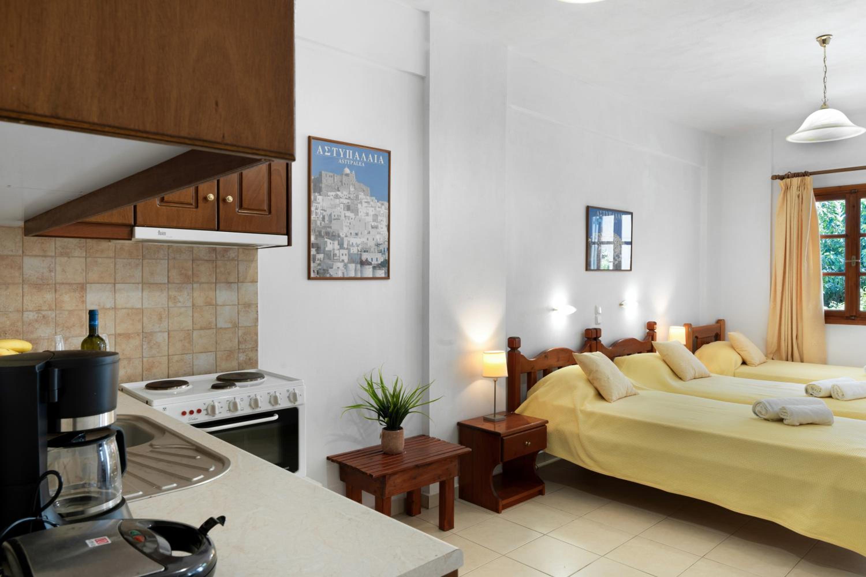 Studios Asterias 3 view 4